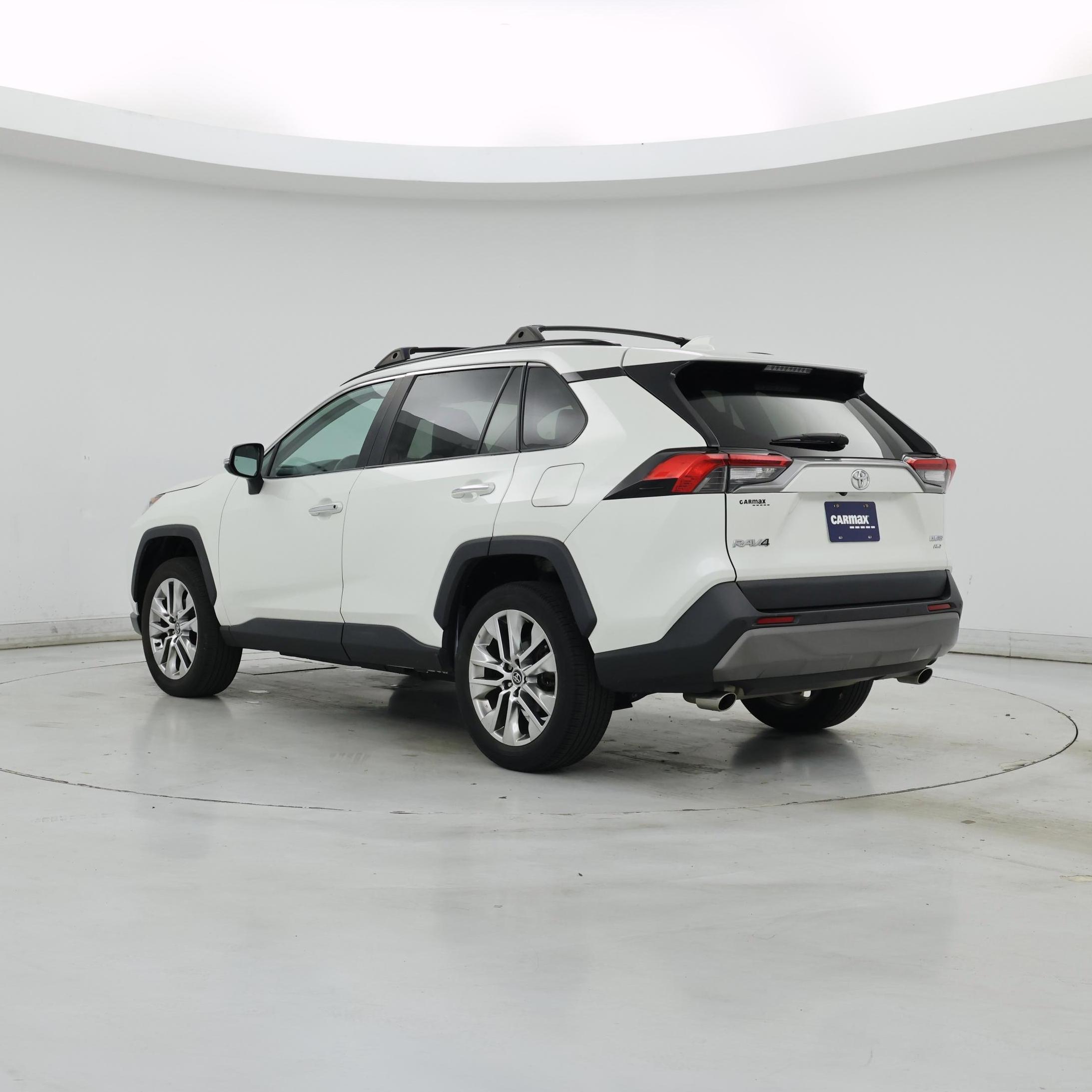 Thumbnail: 2021 Toyota RAV4 - 2