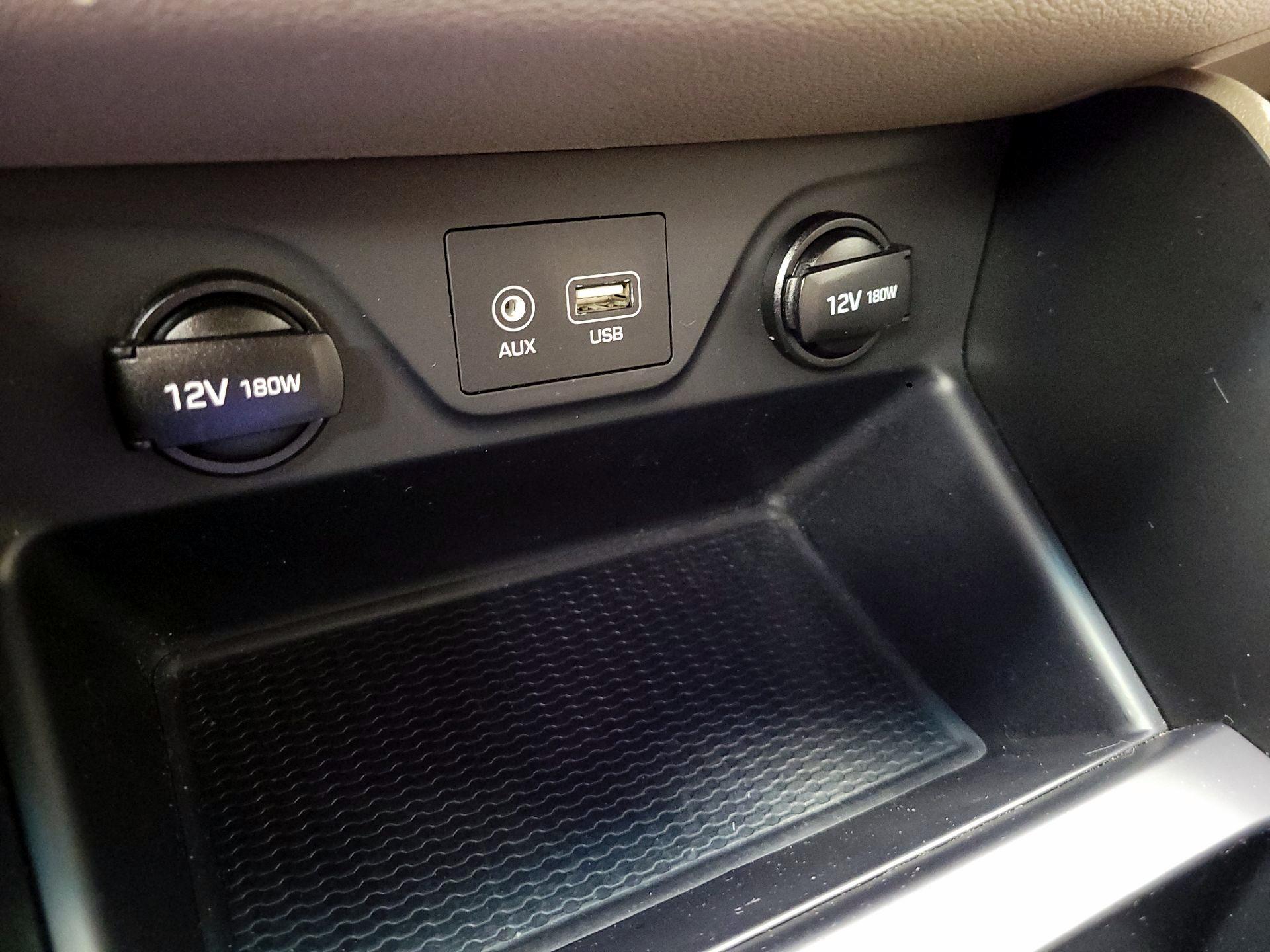 Thumbnail: 2019 Hyundai Tucson - 19