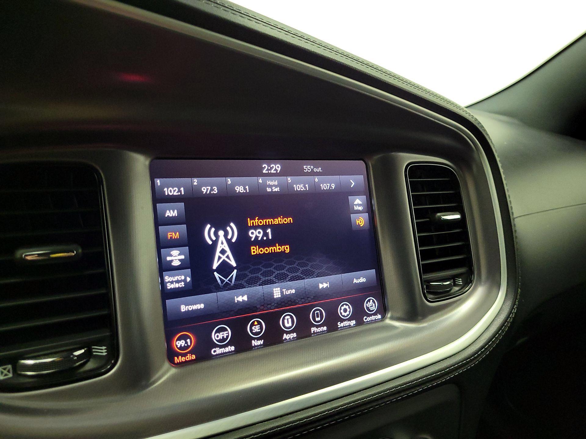 Thumbnail: 2020 Dodge Charger - 16