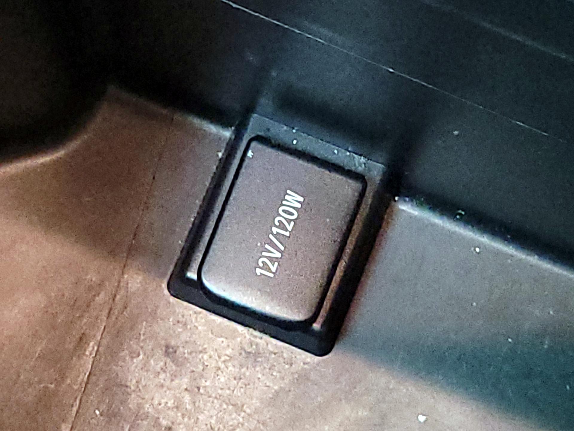 Thumbnail: 2018 Toyota Highlander - 19