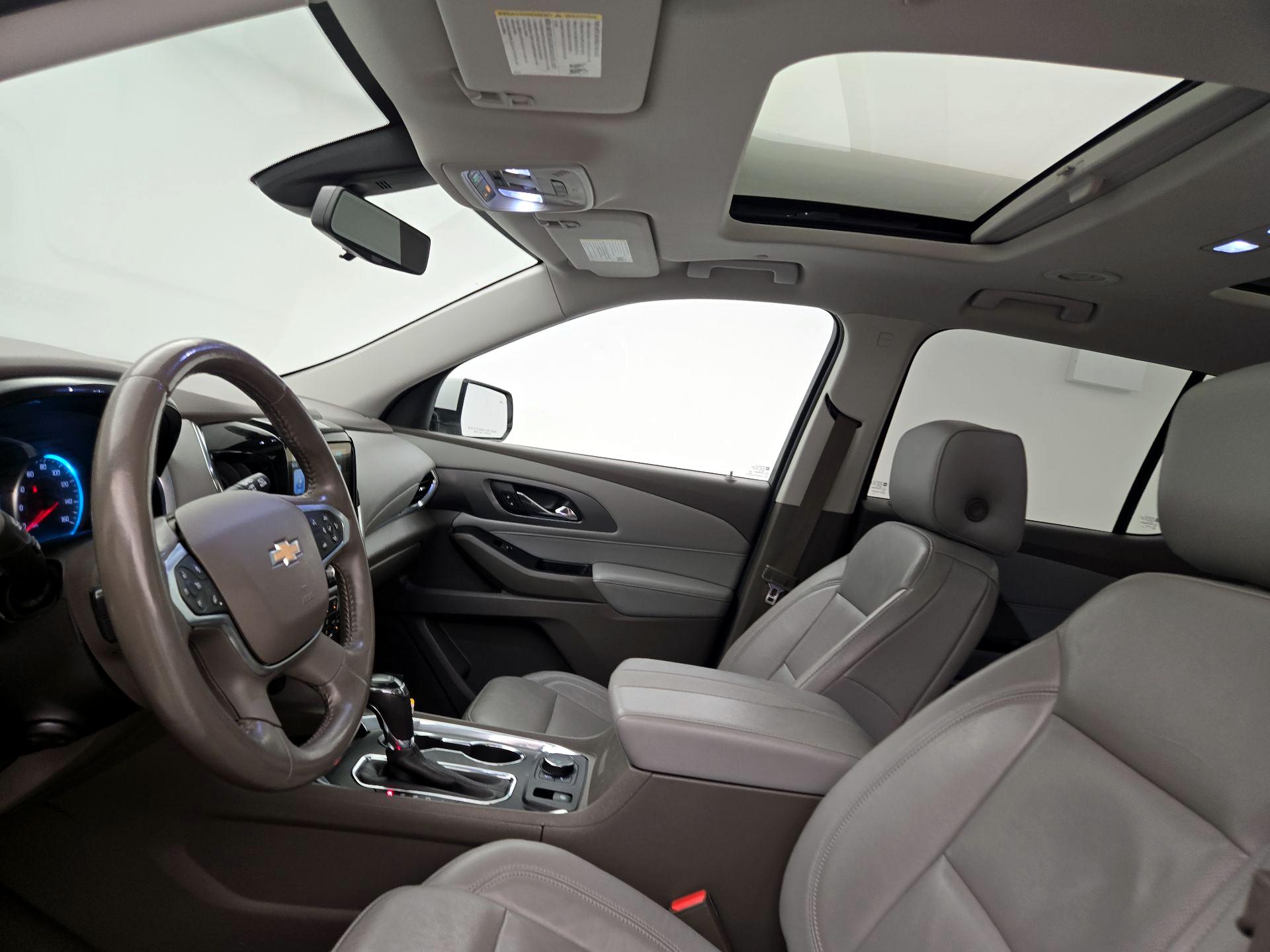 Thumbnail: 2018 Chevrolet Traverse - 20