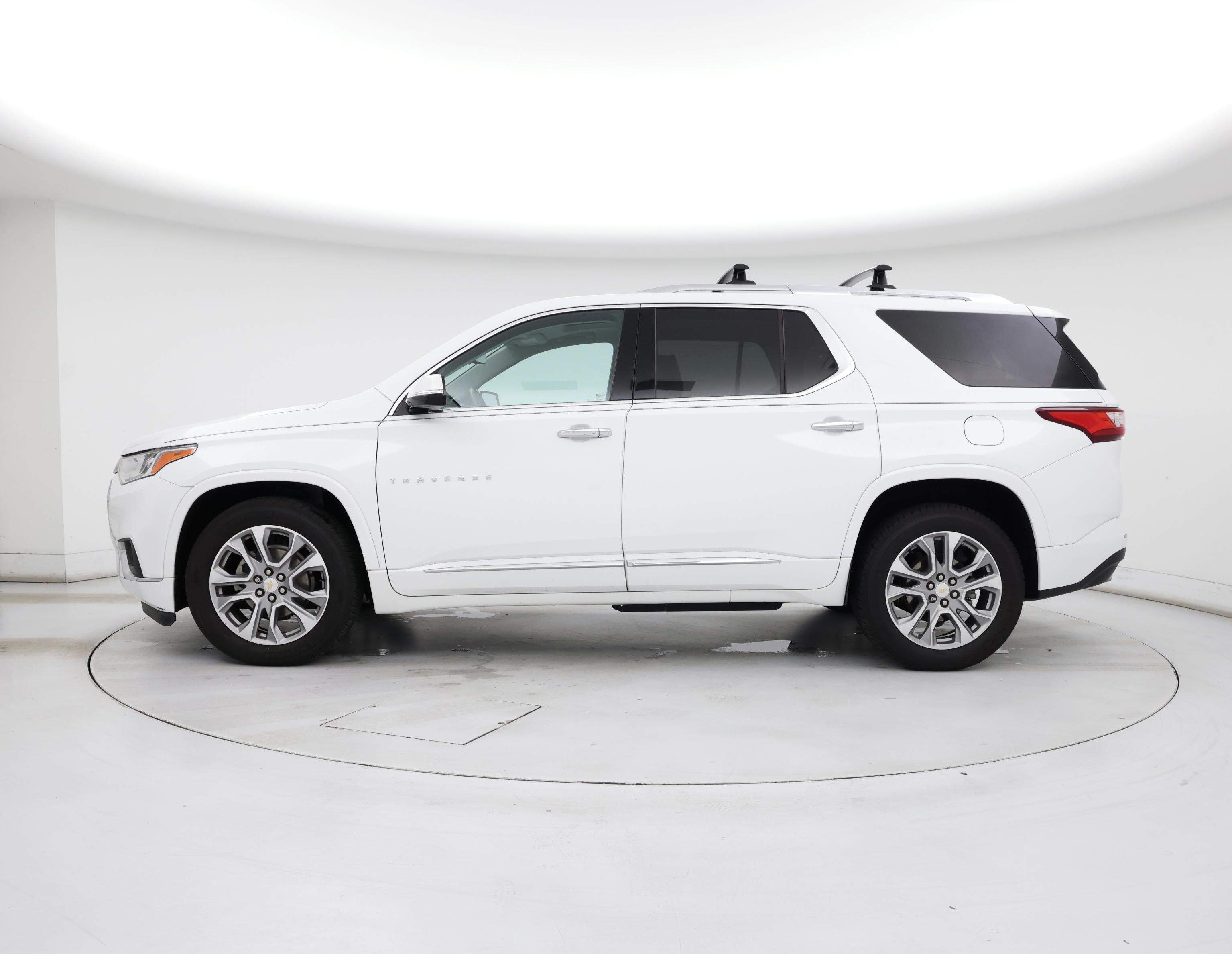 Thumbnail: 2018 Chevrolet Traverse - 3