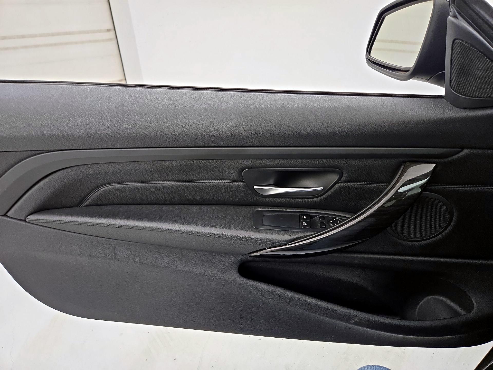 Thumbnail: 2015 BMW 4 Series - 12