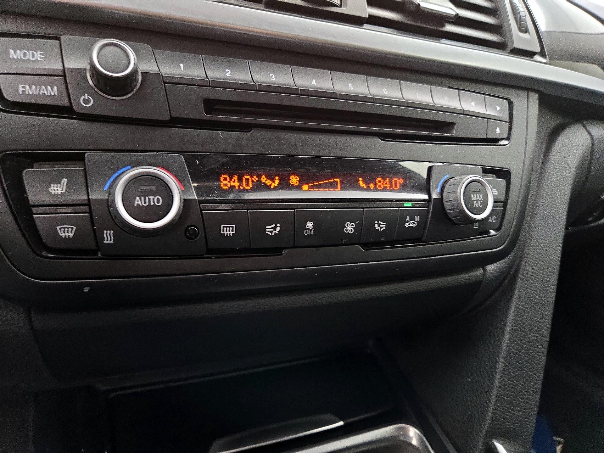 Thumbnail: 2015 BMW 4 Series - 15