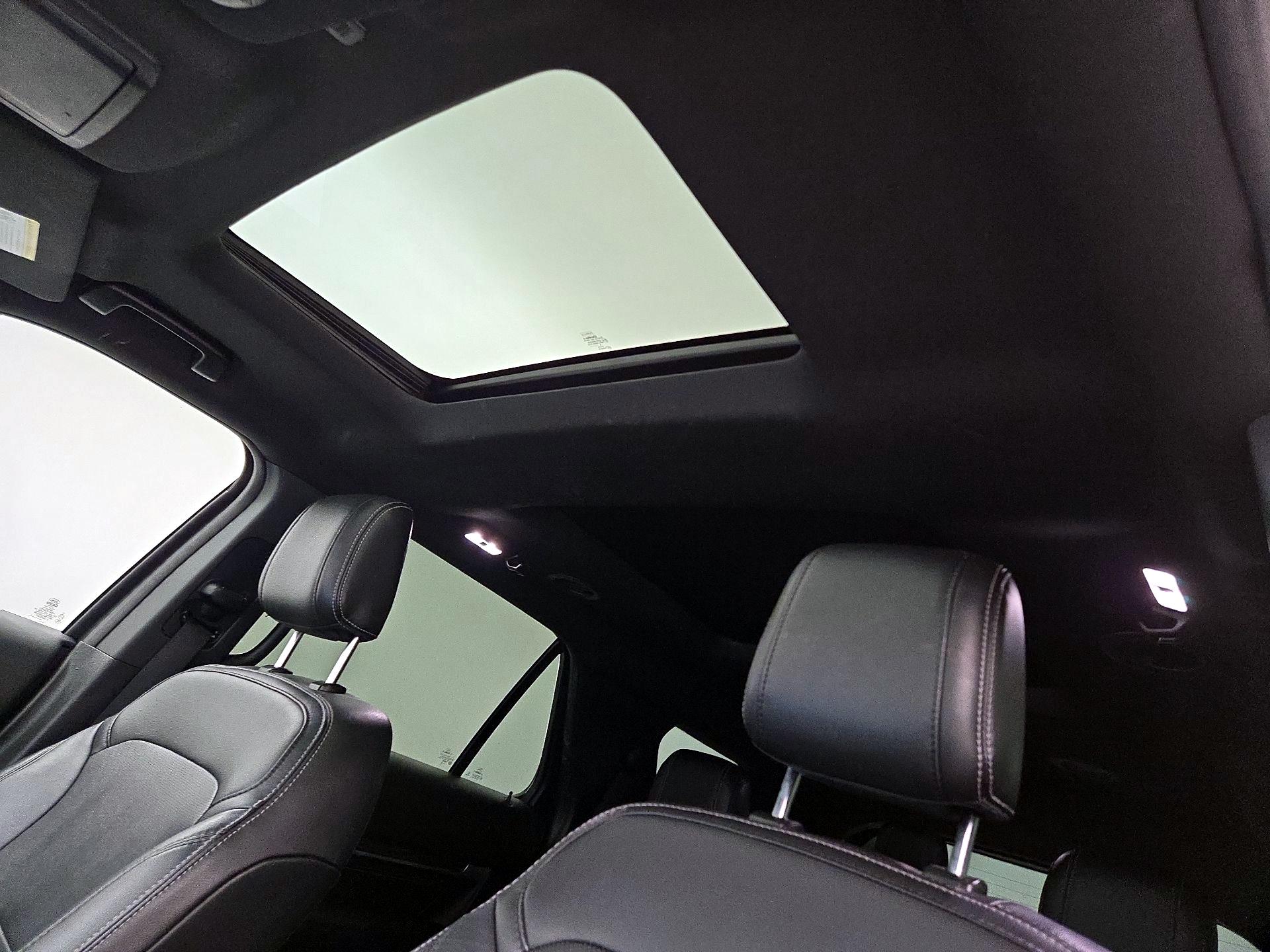 Thumbnail: 2018 Ford Explorer - 20