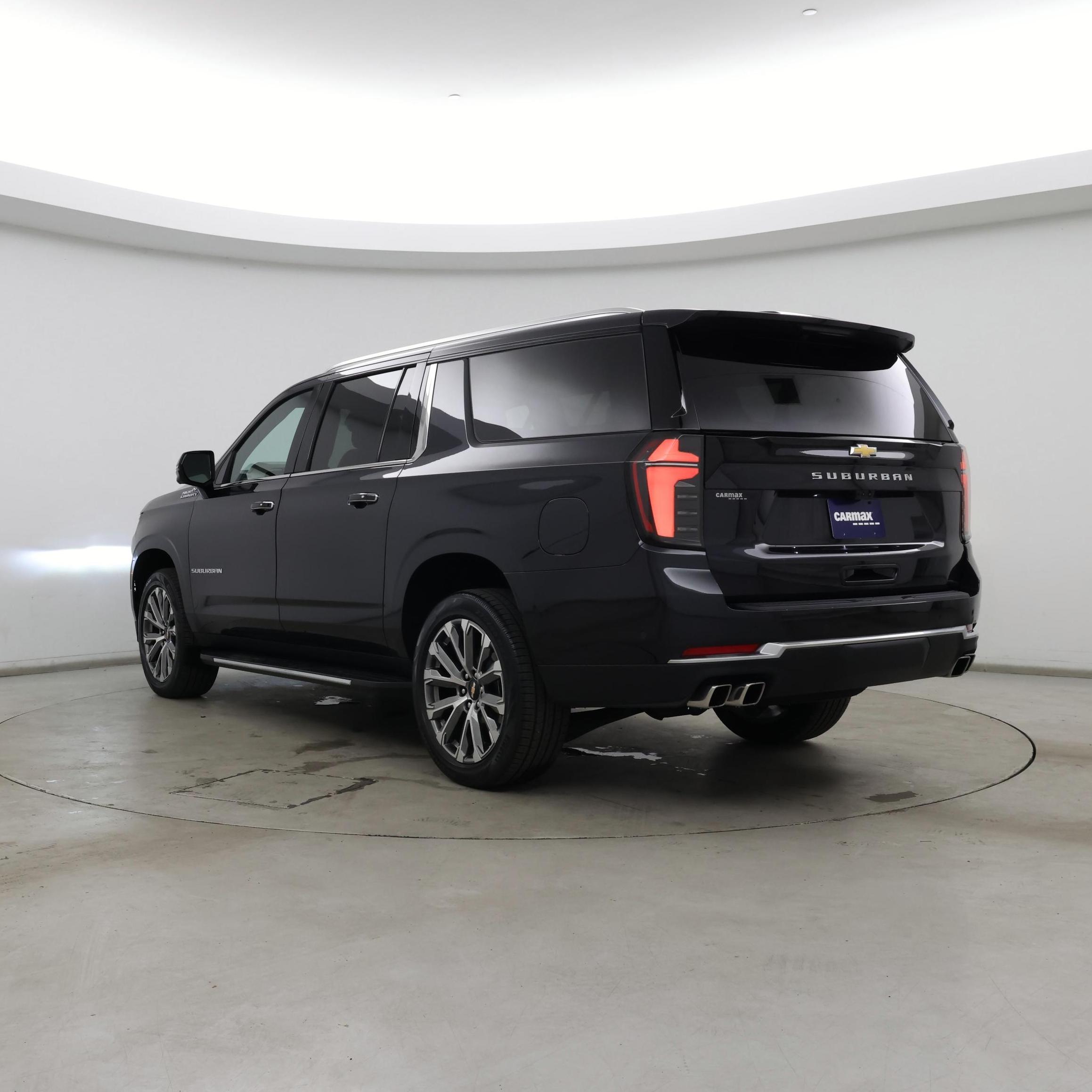 Thumbnail: 2025 Chevrolet Suburban - 2