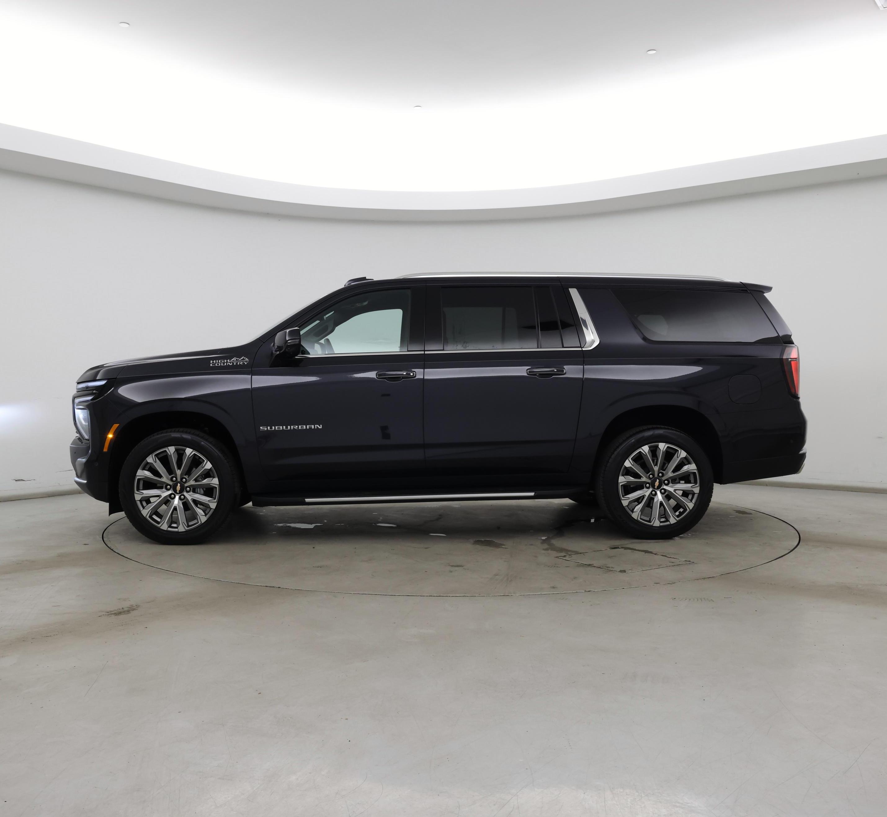 Thumbnail: 2025 Chevrolet Suburban - 3