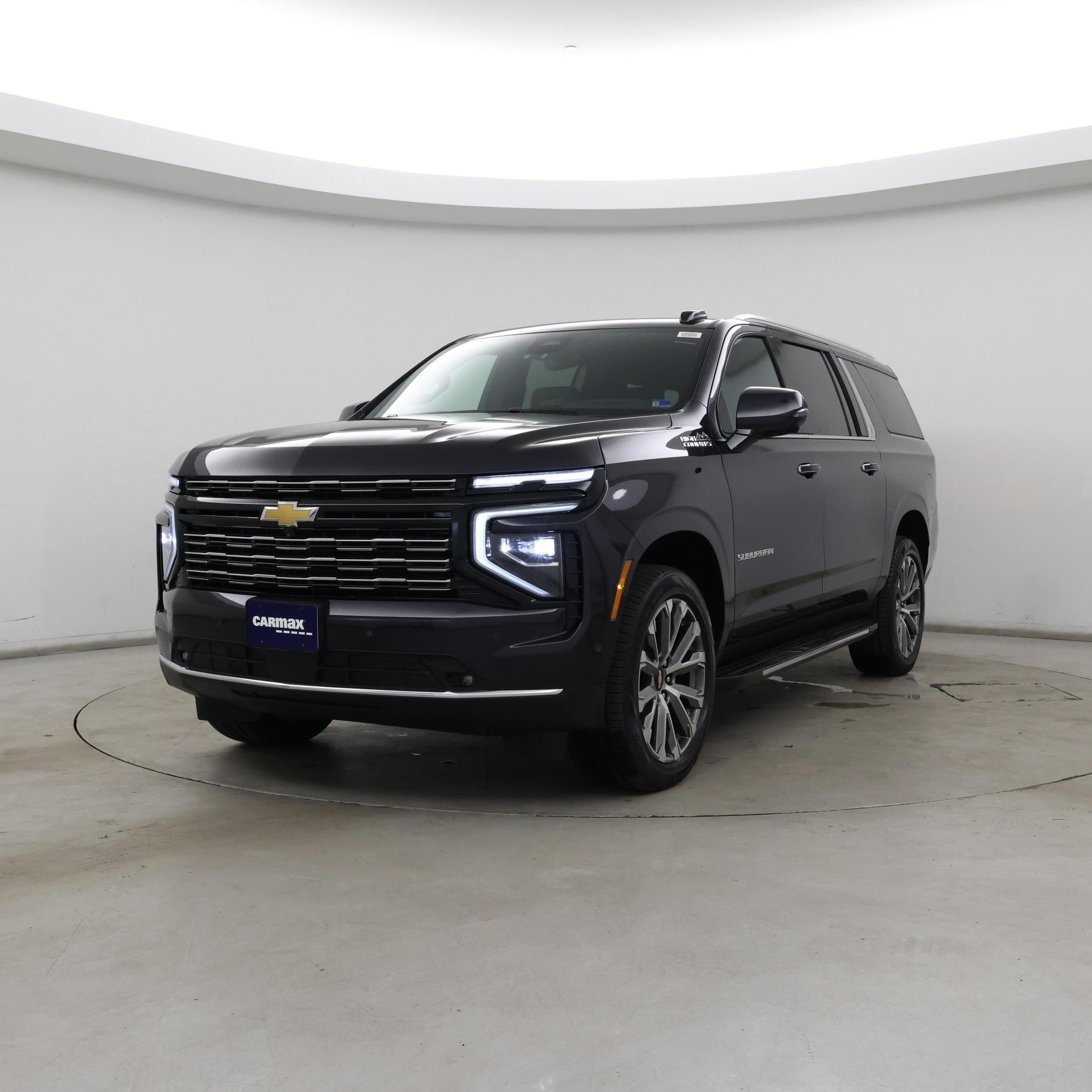 Thumbnail: 2025 Chevrolet Suburban - 4