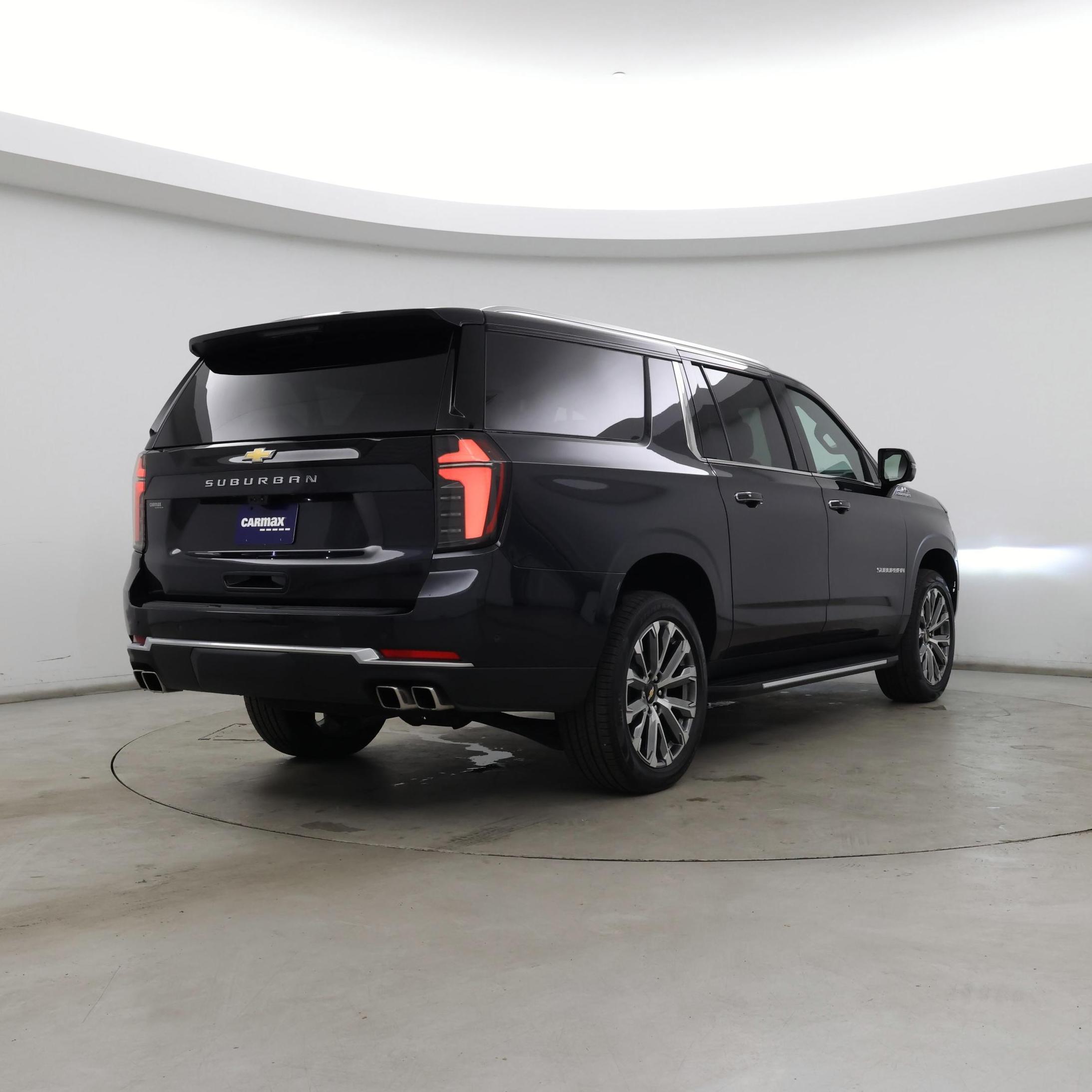 Thumbnail: 2025 Chevrolet Suburban - 8