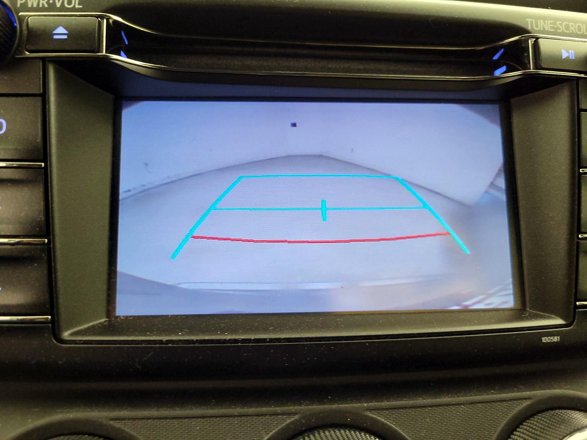 Thumbnail: 2018 Toyota RAV4 - 14