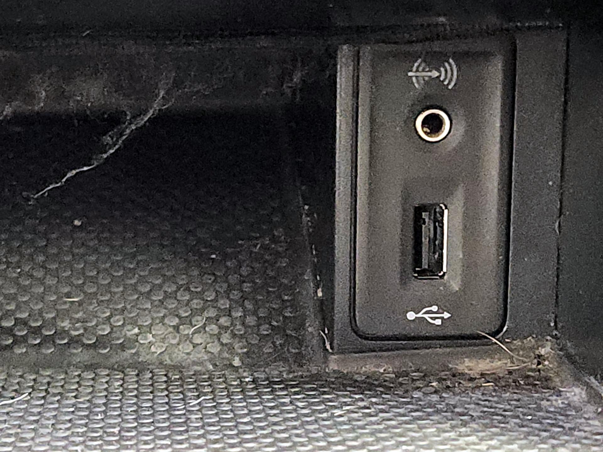 Thumbnail: 2017 Volkswagen Golf - 19