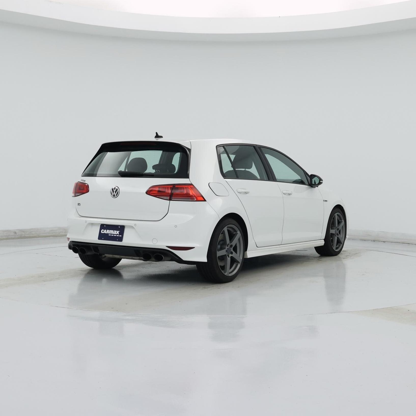 Thumbnail: 2017 Volkswagen Golf - 8