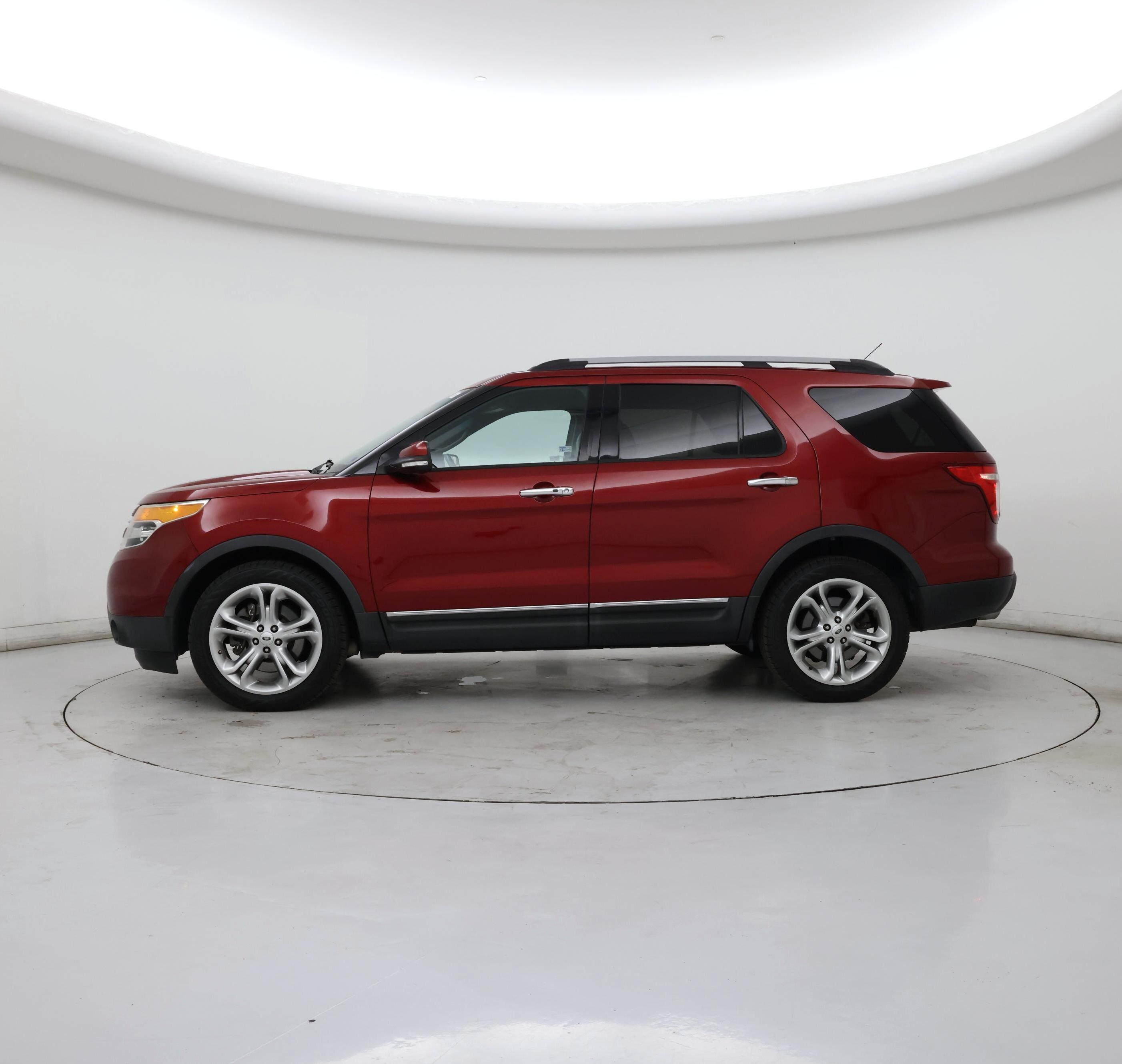 Thumbnail: 2015 Ford Explorer - 3