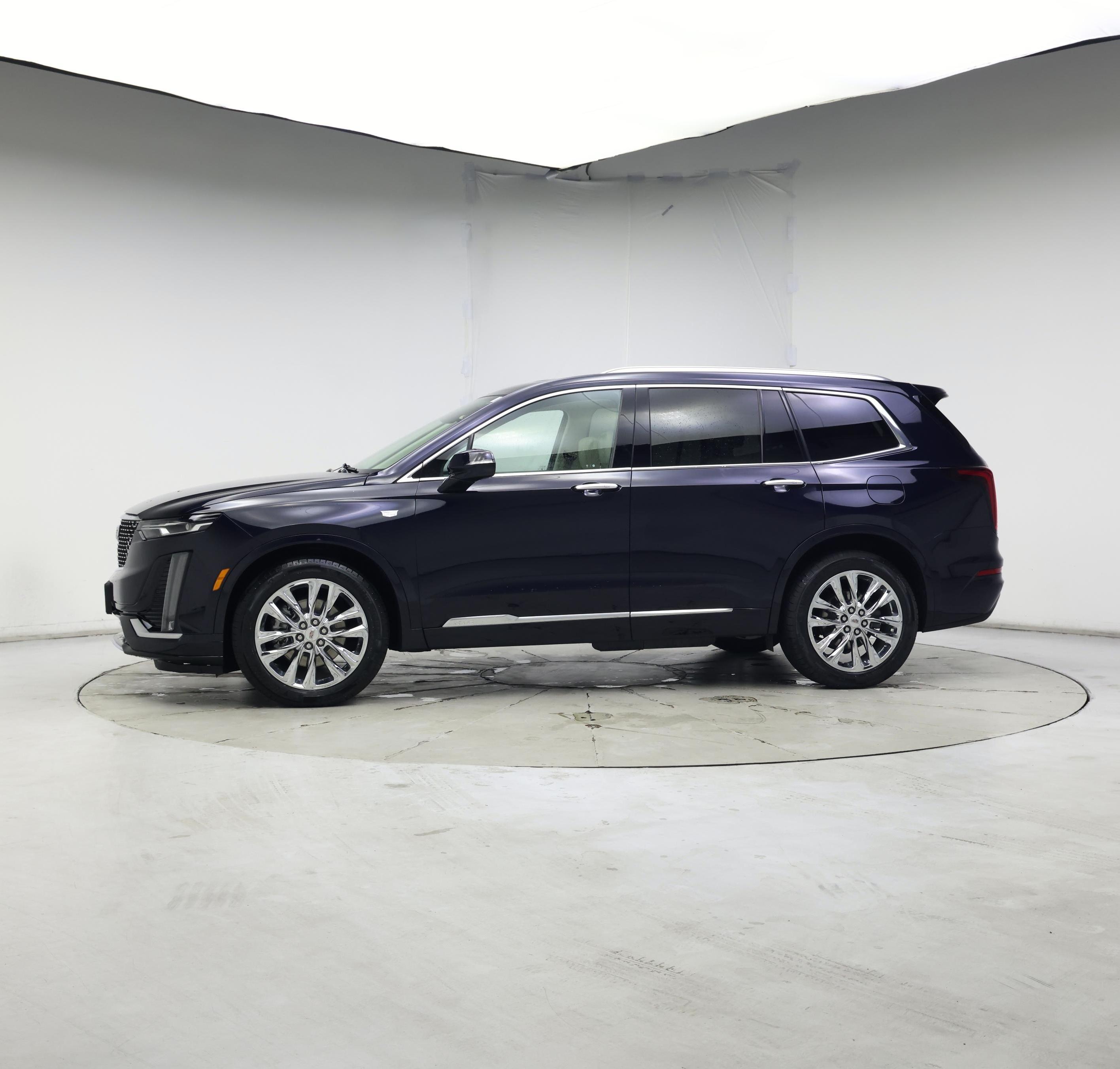 Thumbnail: 2022 Cadillac XT6 - 3