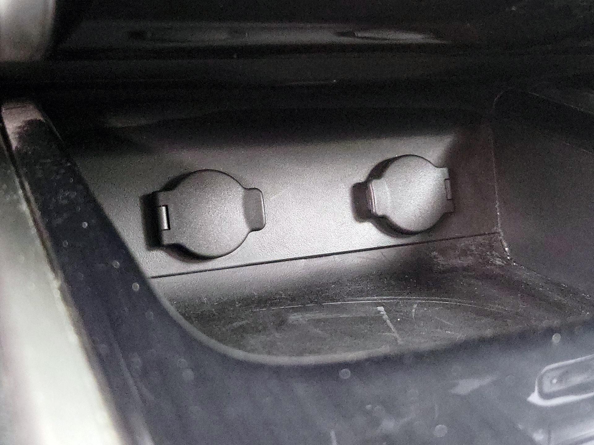 Thumbnail: 2017 Nissan Pathfinder - 18