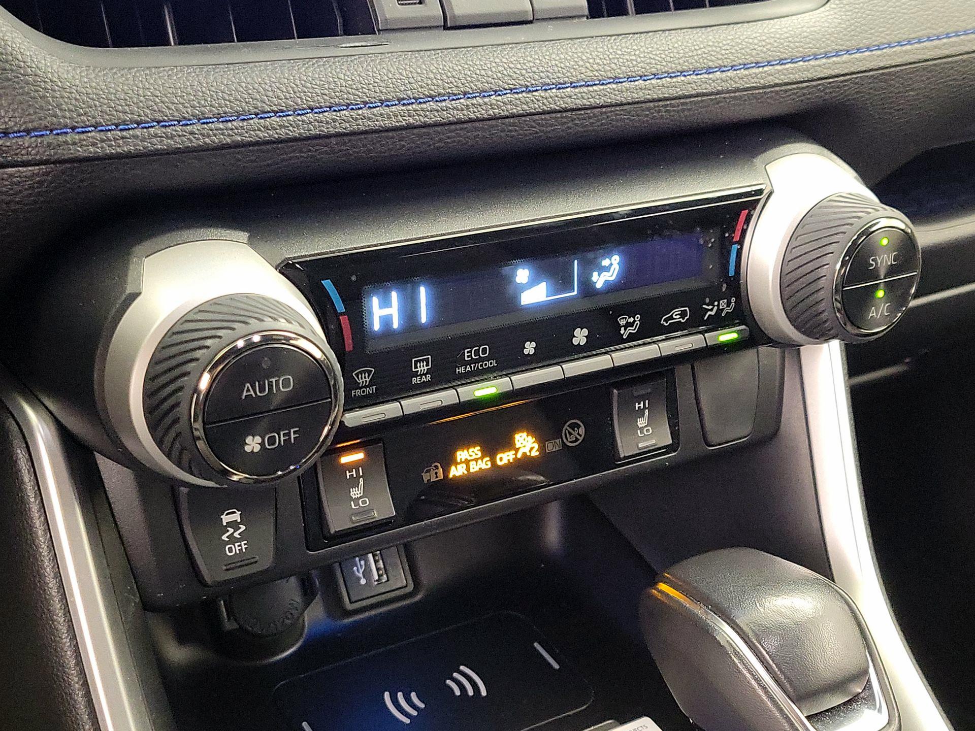 Thumbnail: 2023 Toyota RAV4 - 16