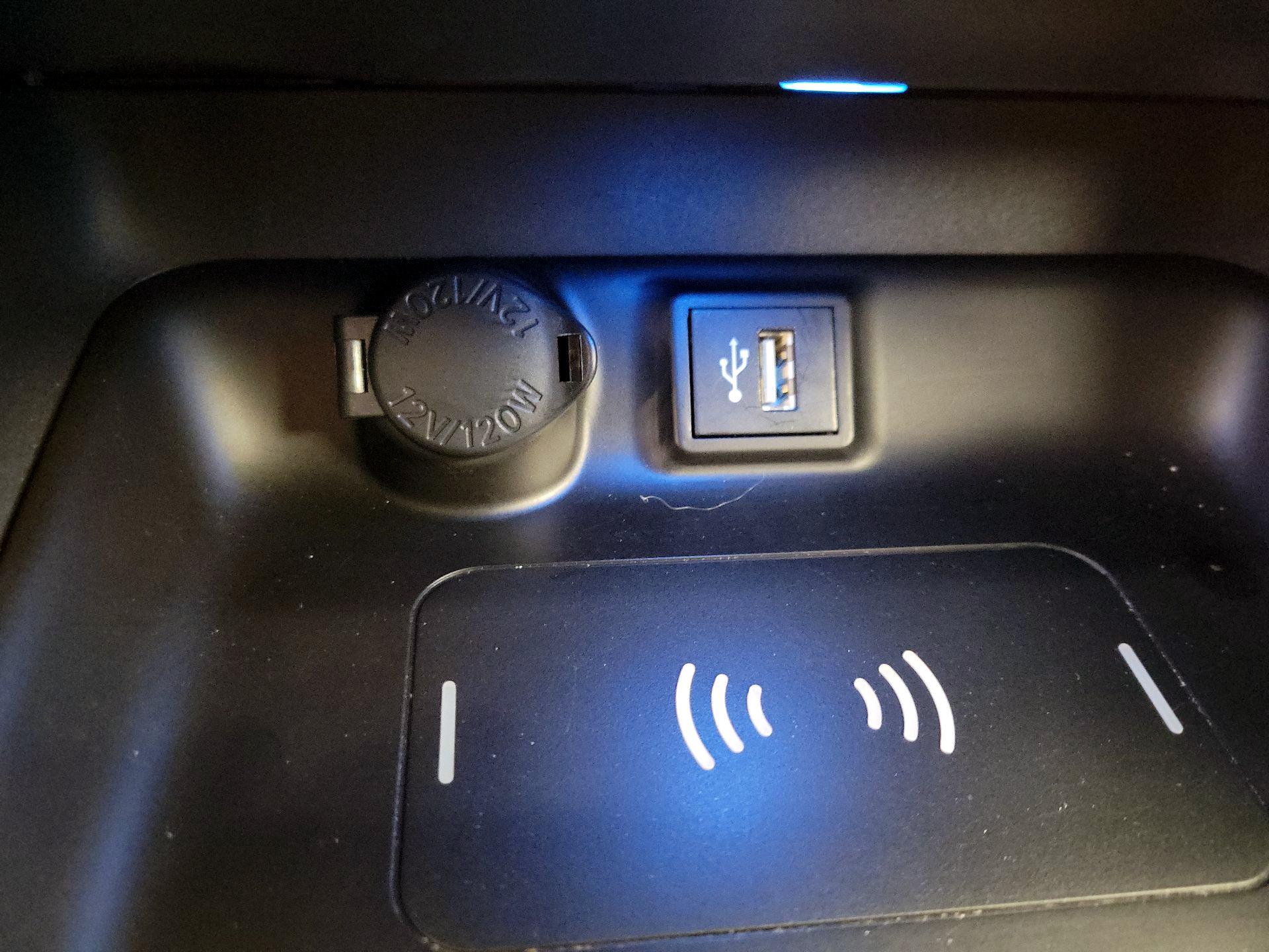 Thumbnail: 2023 Toyota RAV4 - 18