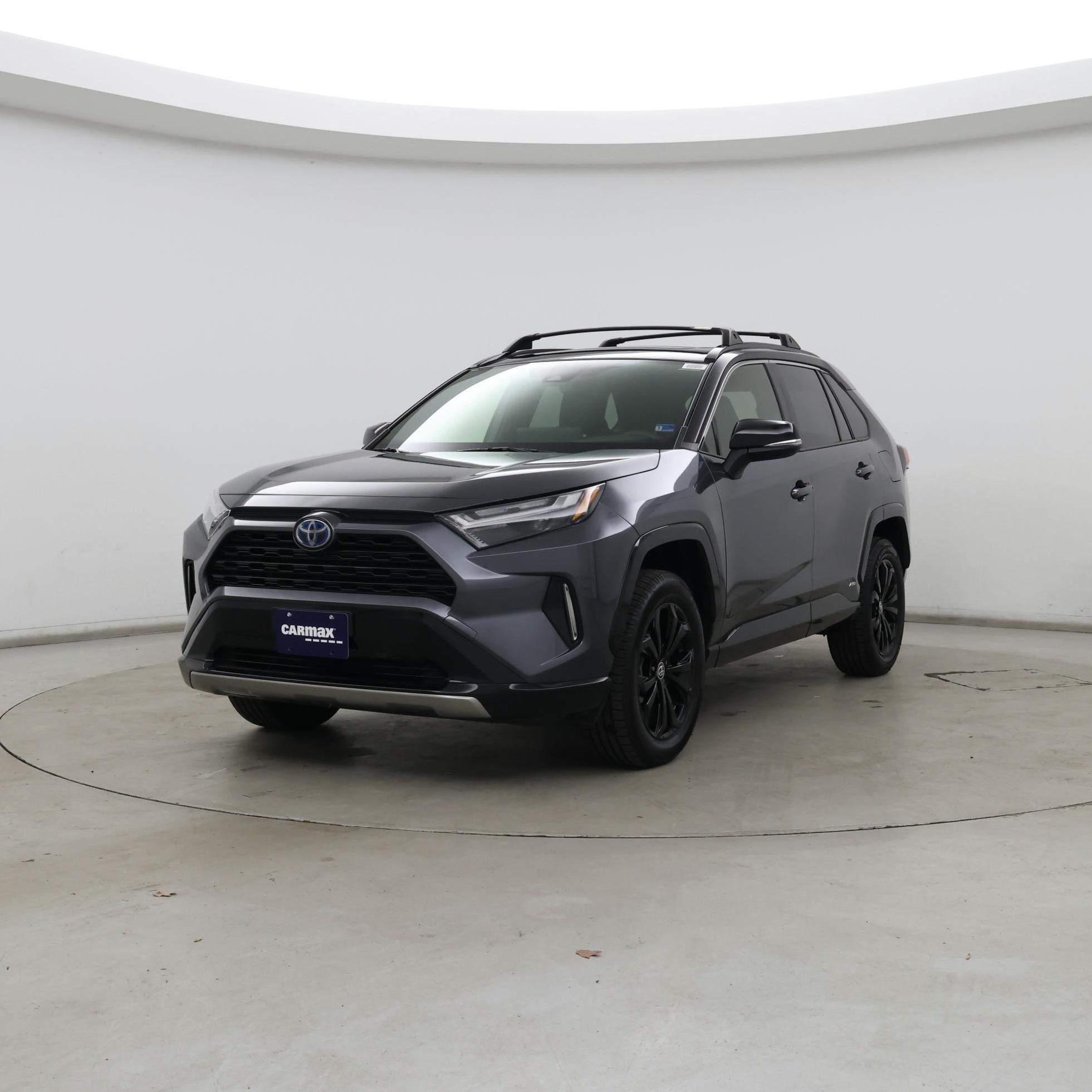 Thumbnail: 2023 Toyota RAV4 - 4