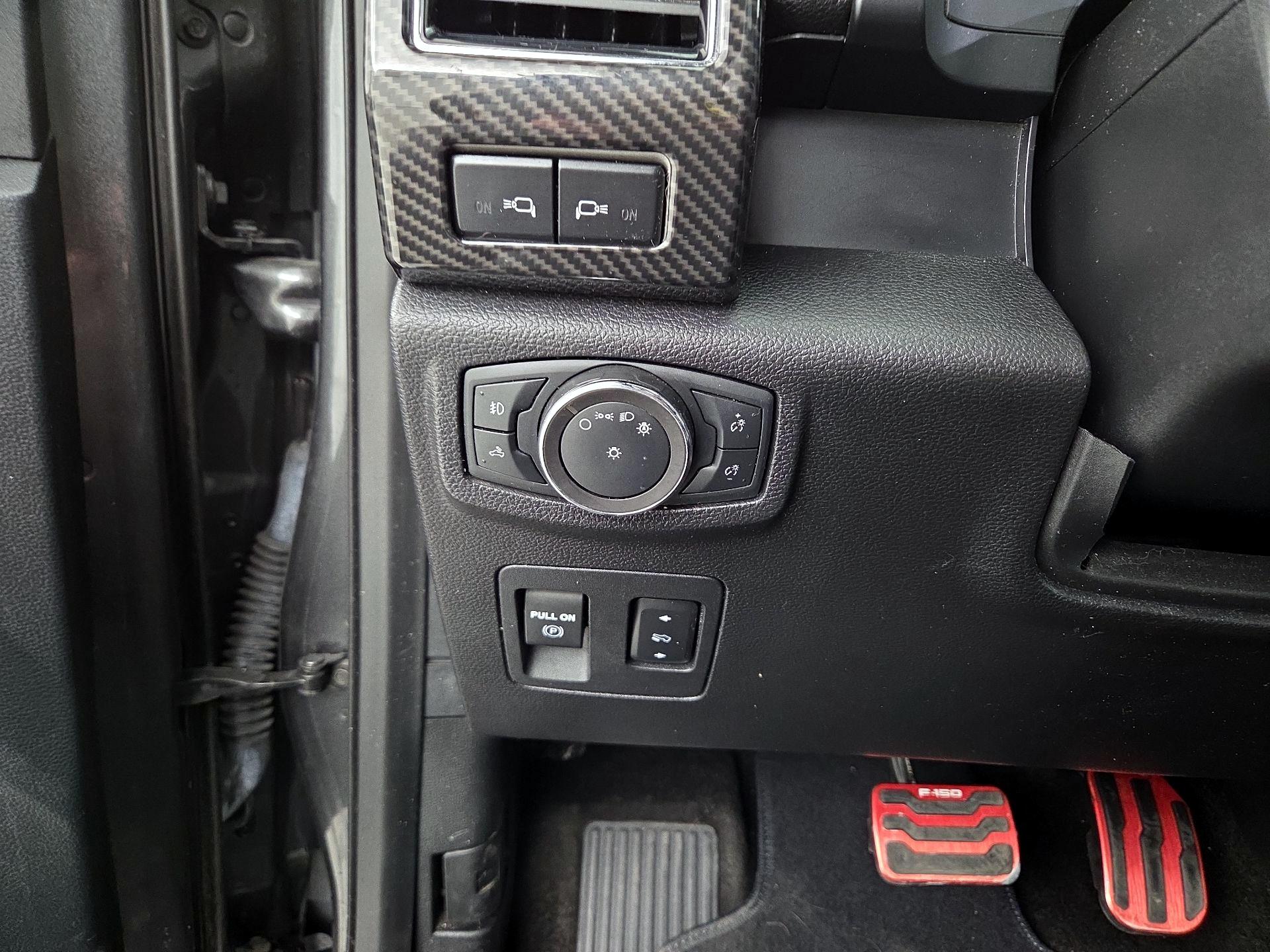 Thumbnail: 2018 Ford F-150 - 13