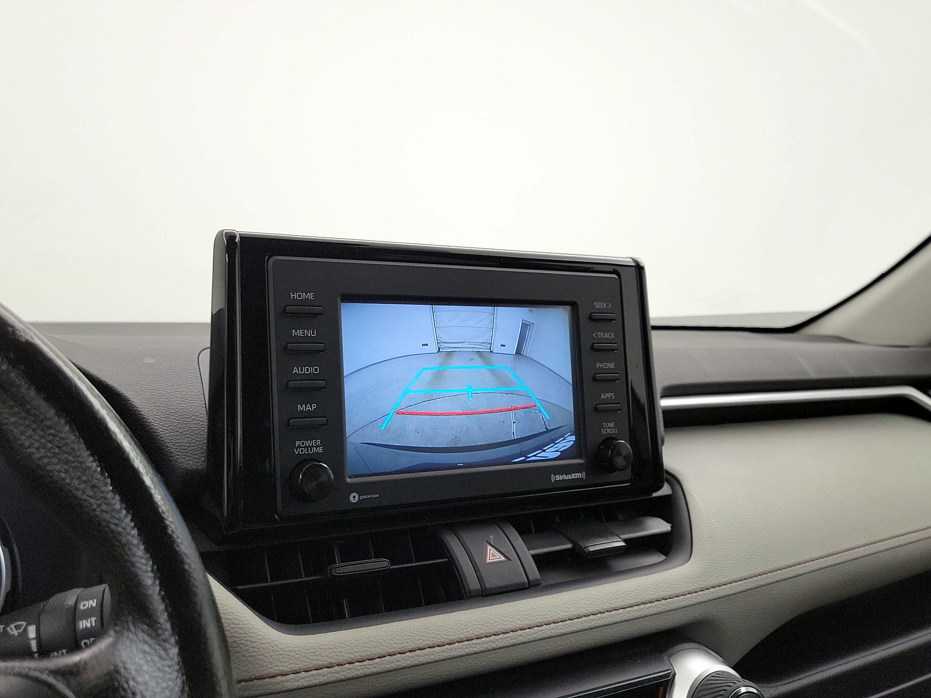 Thumbnail: 2021 Toyota RAV4 - 14