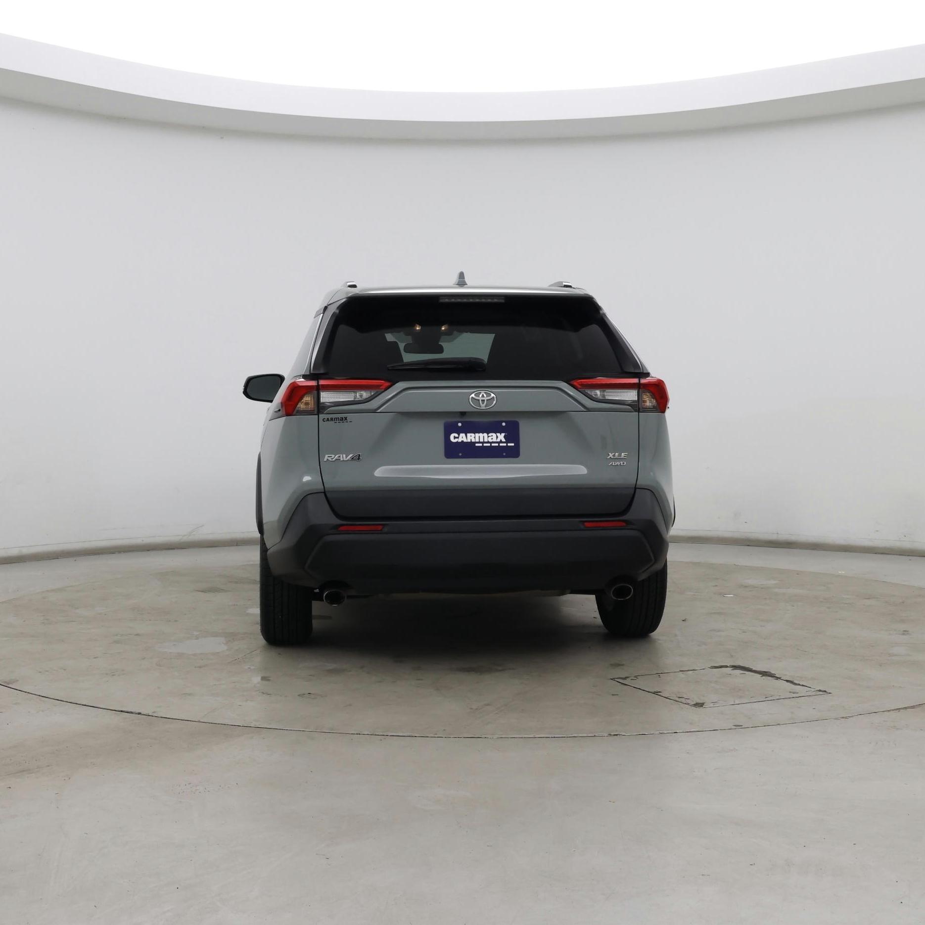 Thumbnail: 2021 Toyota RAV4 - 6