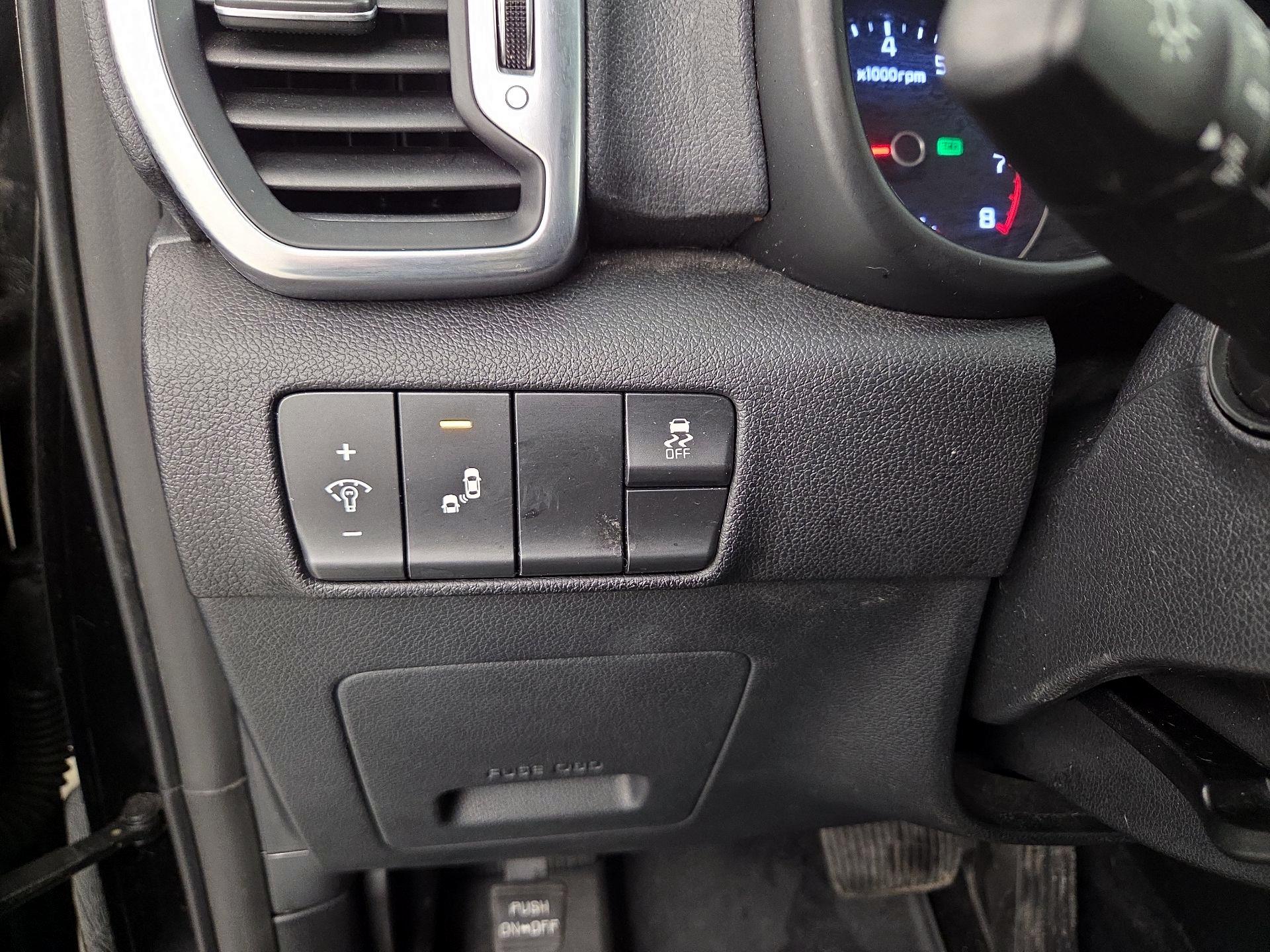 Thumbnail: 2018 Kia Sportage - 13