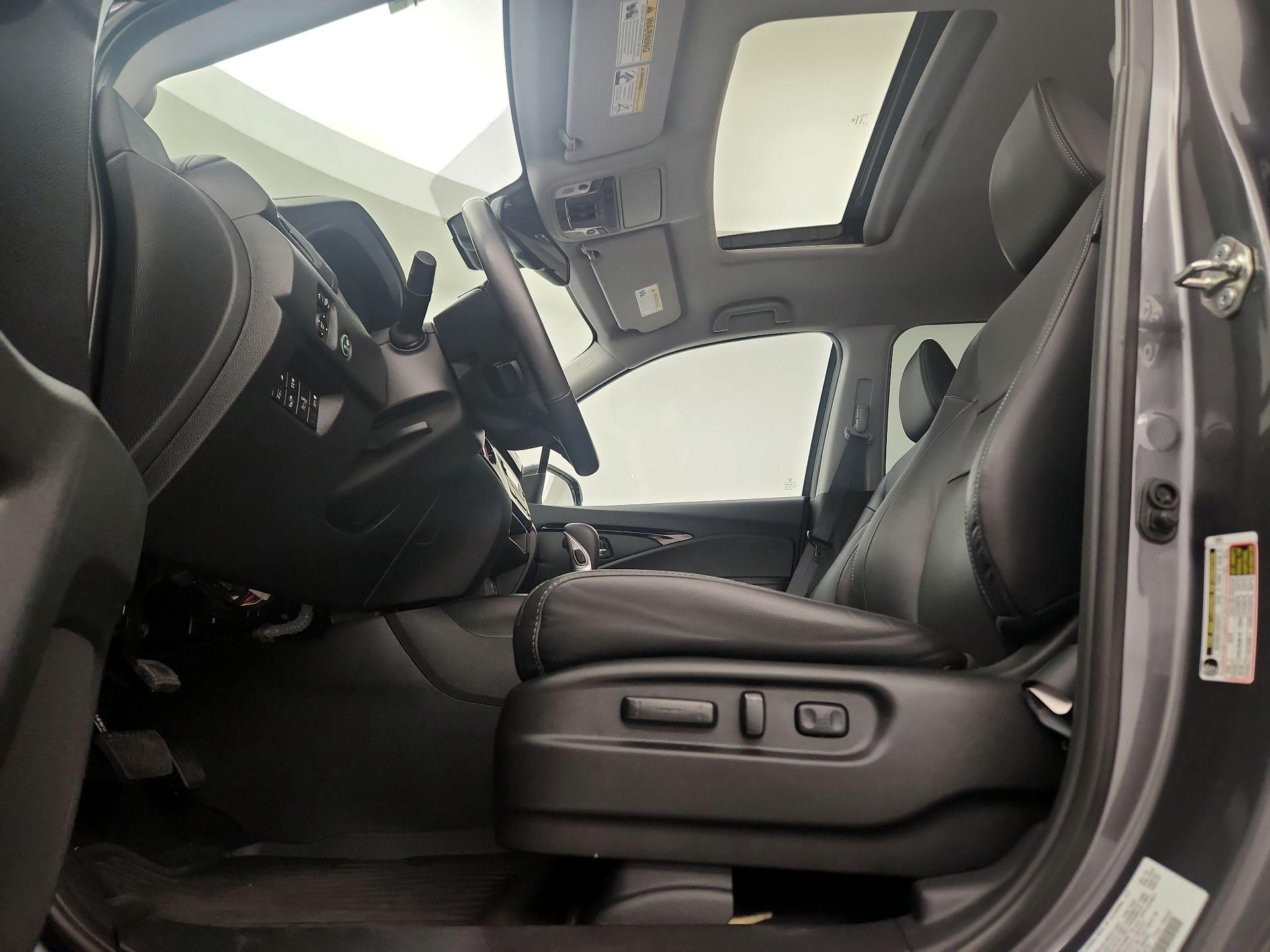 Thumbnail: 2017 Honda Ridgeline - 20