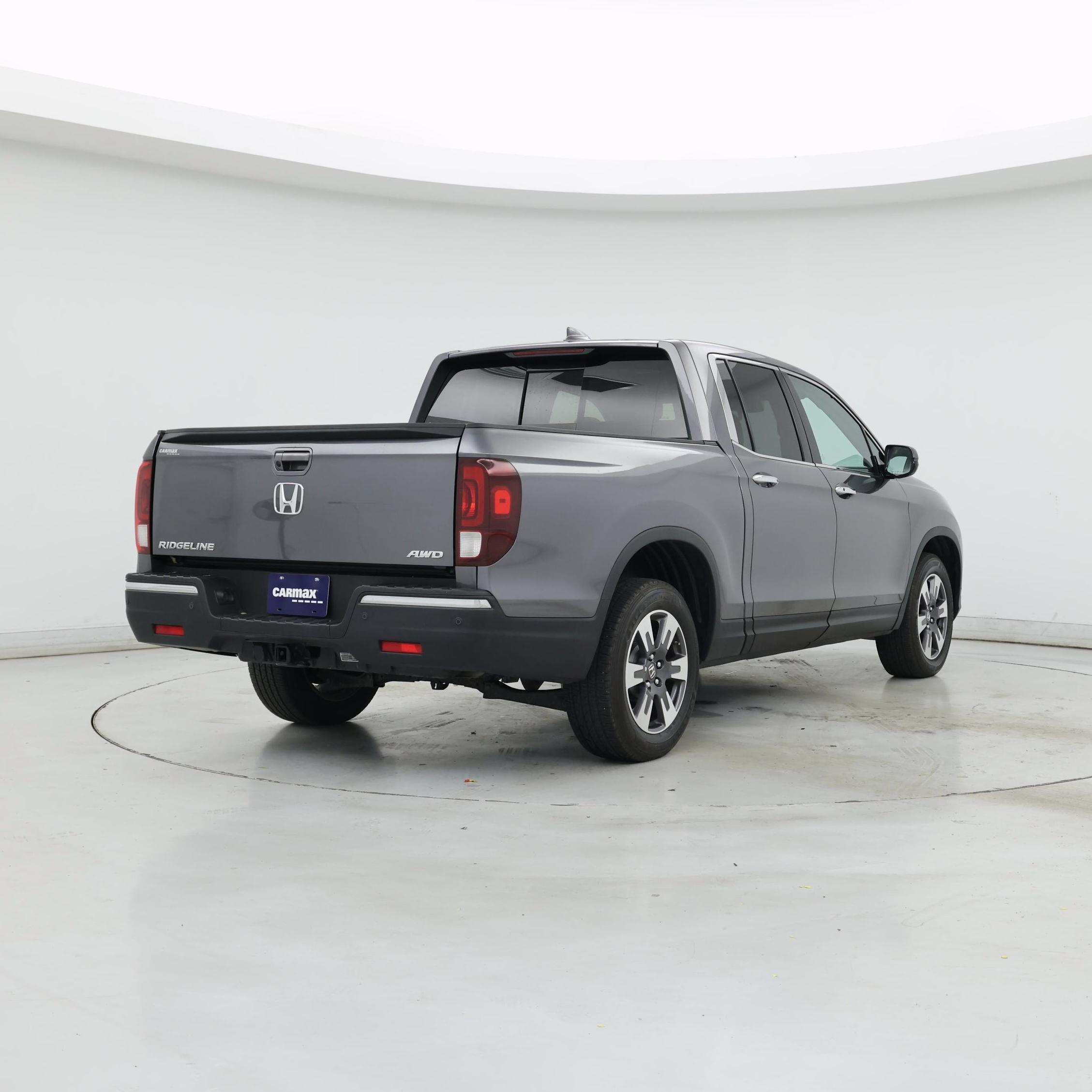 Thumbnail: 2017 Honda Ridgeline - 8