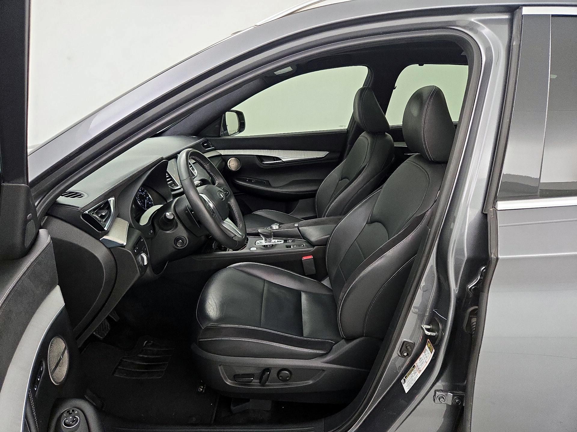 Thumbnail: 2019 INFINITI QX50 - 11