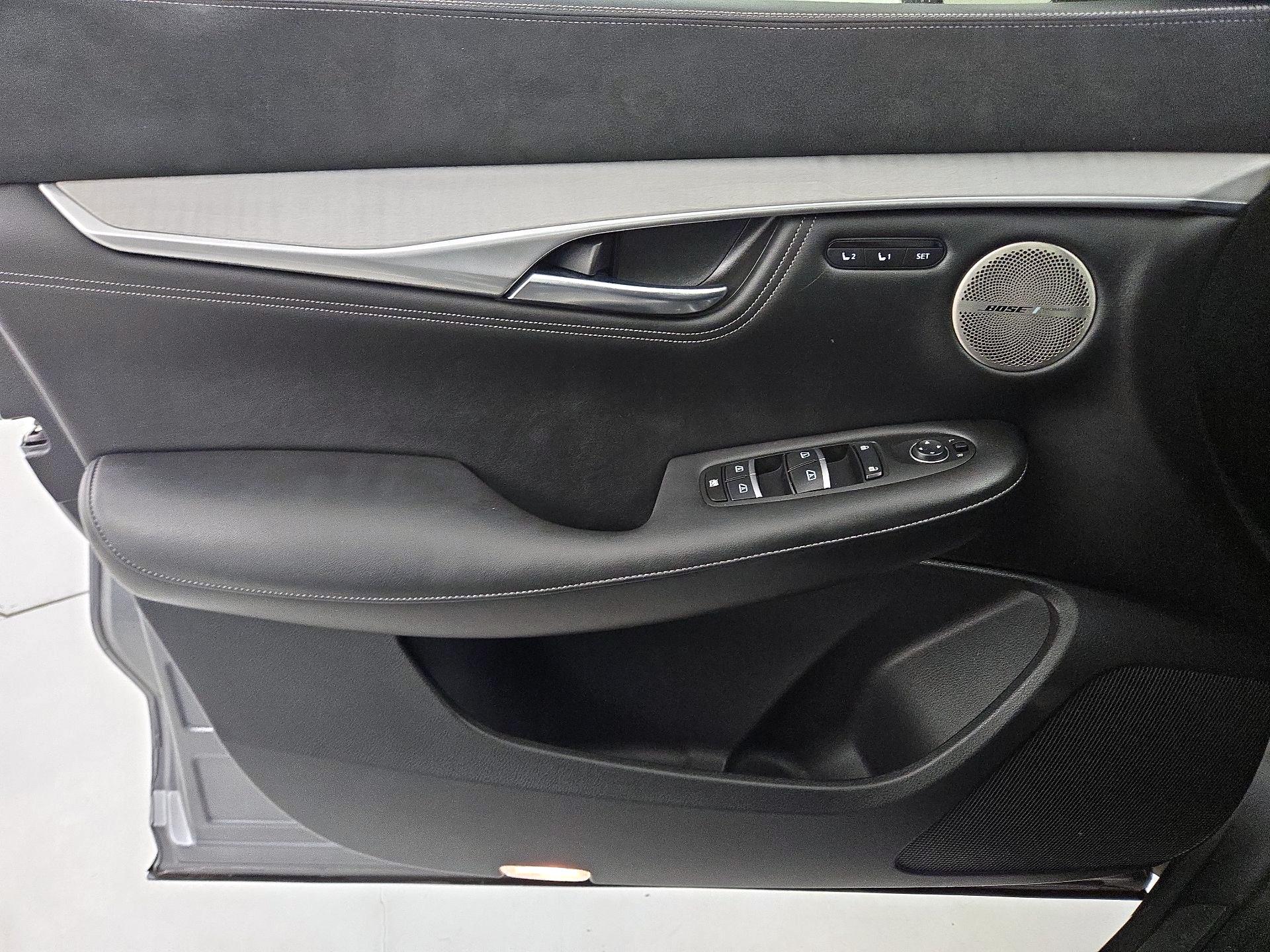 Thumbnail: 2019 INFINITI QX50 - 12