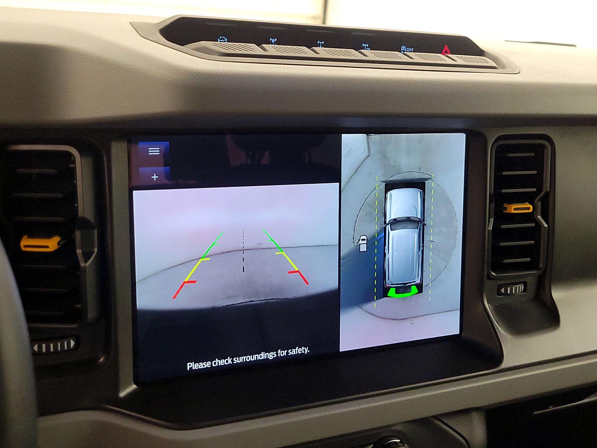 Thumbnail: 2023 Ford Bronco - 15