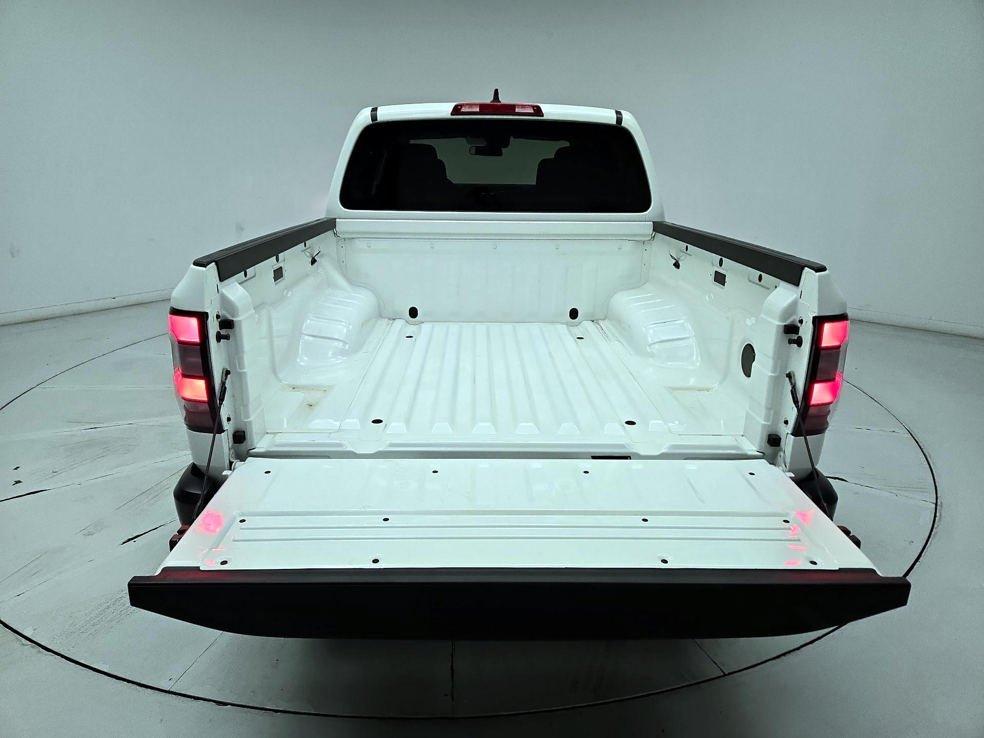 Thumbnail: 2025 Nissan Frontier - 20