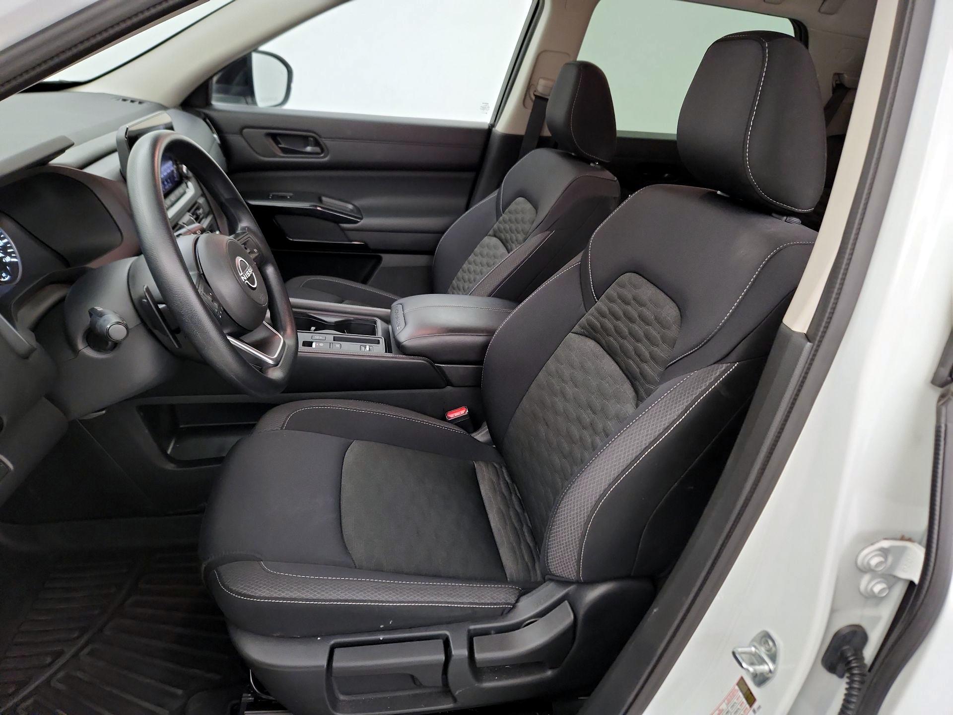 Thumbnail: 2024 Nissan Pathfinder - 11