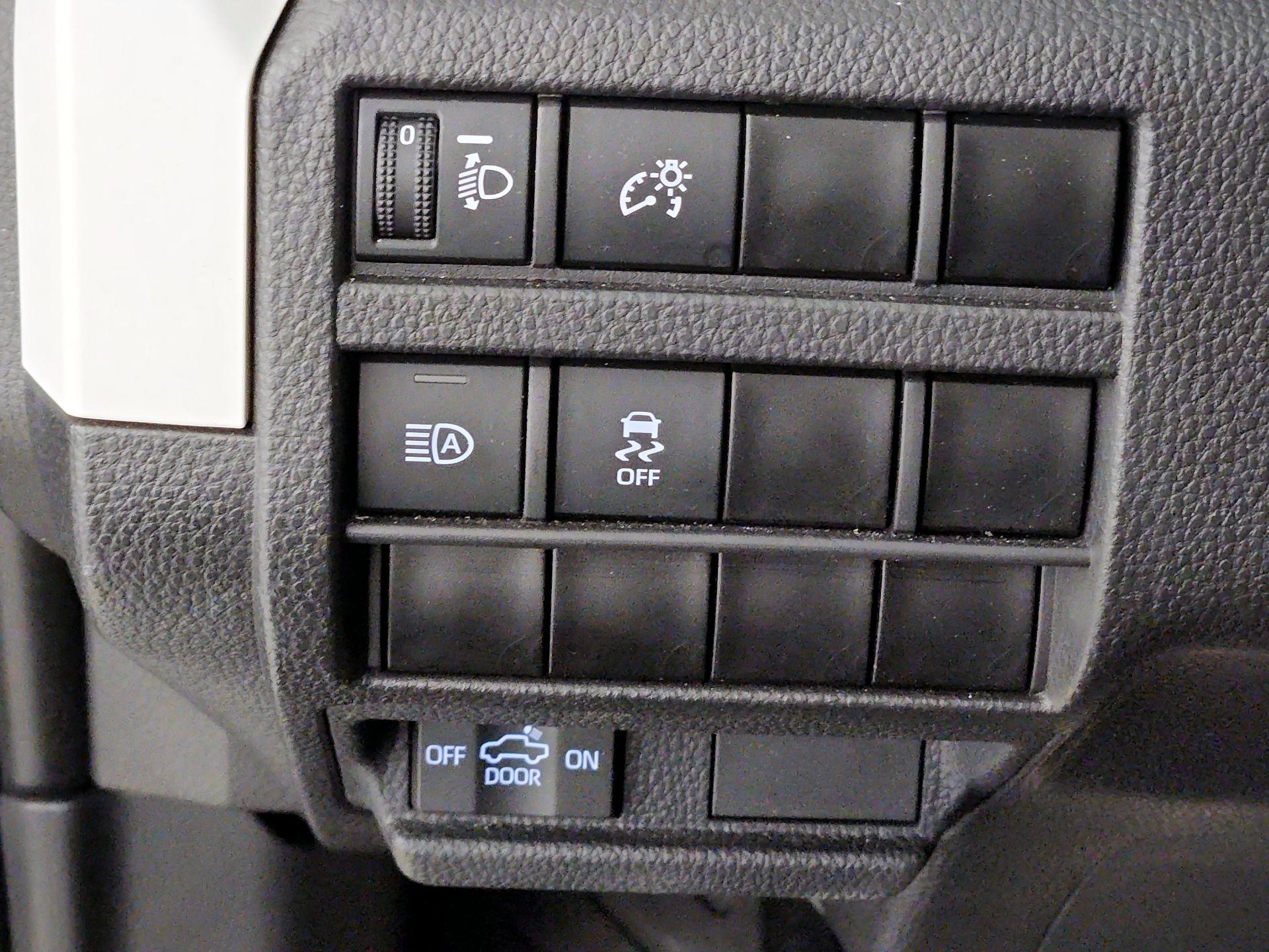 Thumbnail: 2024 Toyota Tacoma - 13