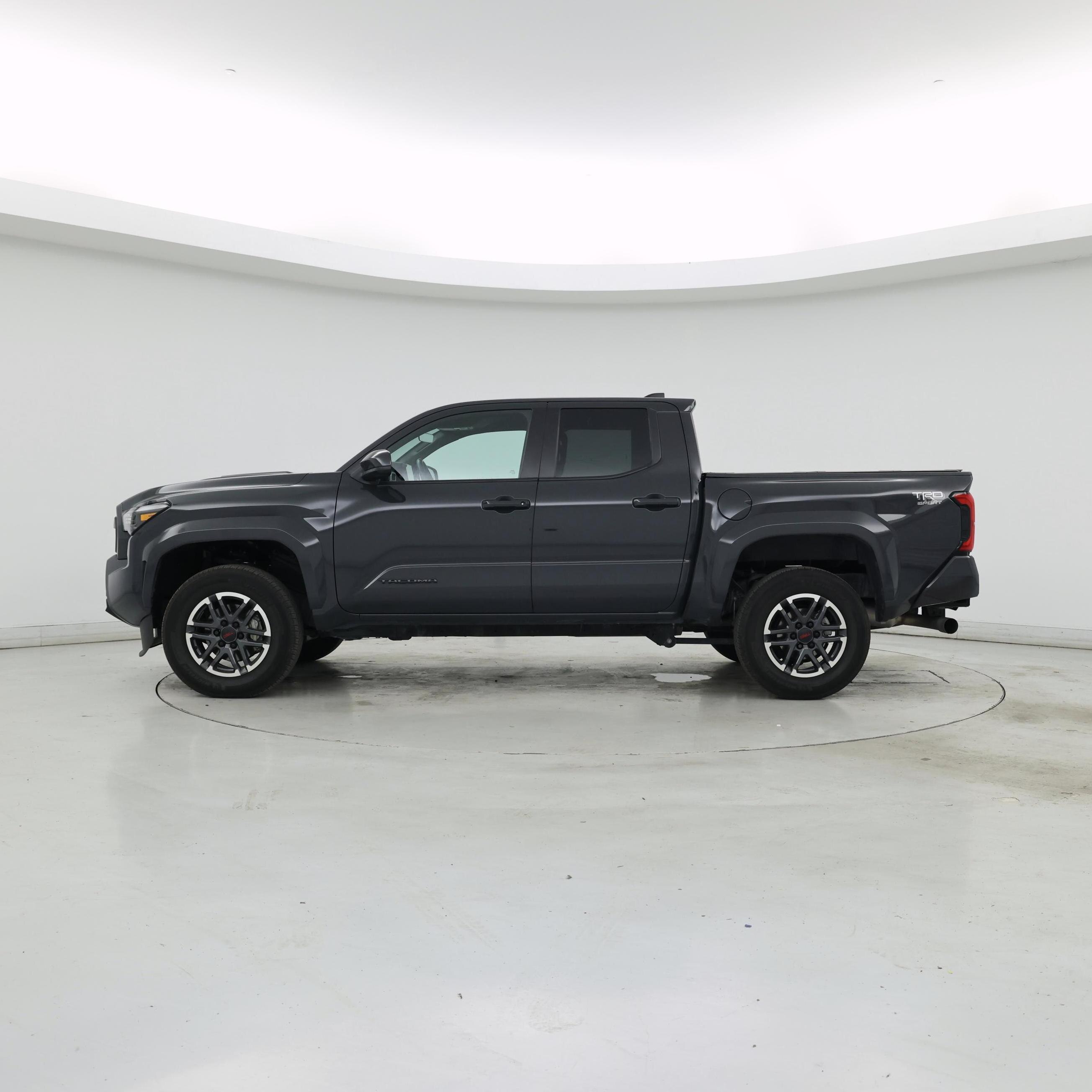 Thumbnail: 2024 Toyota Tacoma - 3