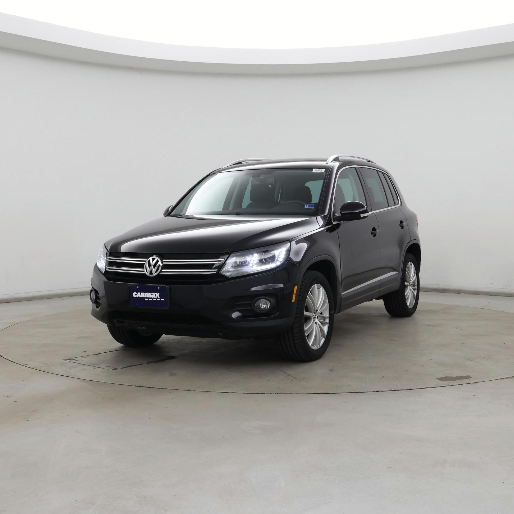 Thumbnail: 2016 Volkswagen Tiguan - 4