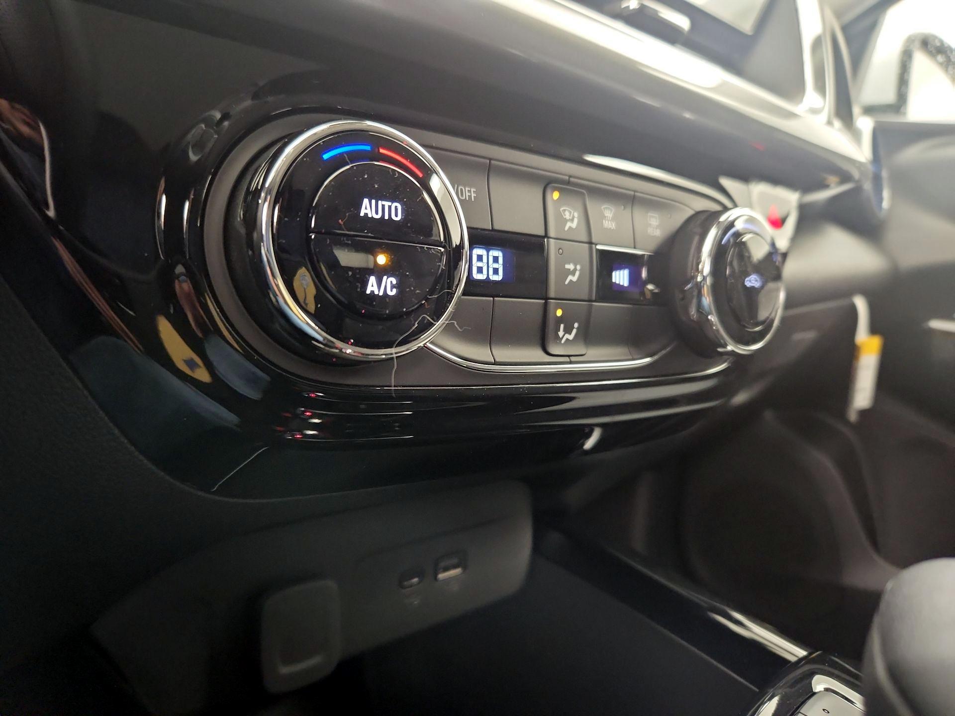 Thumbnail: 2025 Chevrolet Trax - 16