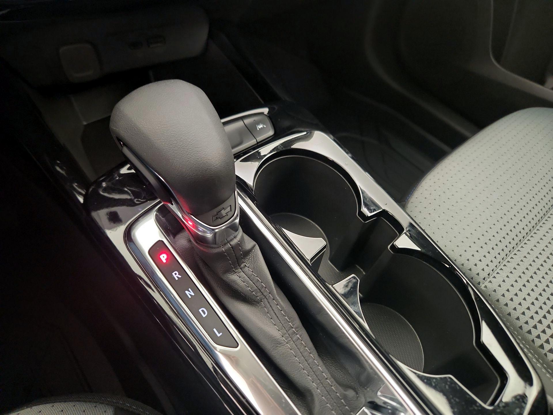 Thumbnail: 2025 Chevrolet Trax - 17