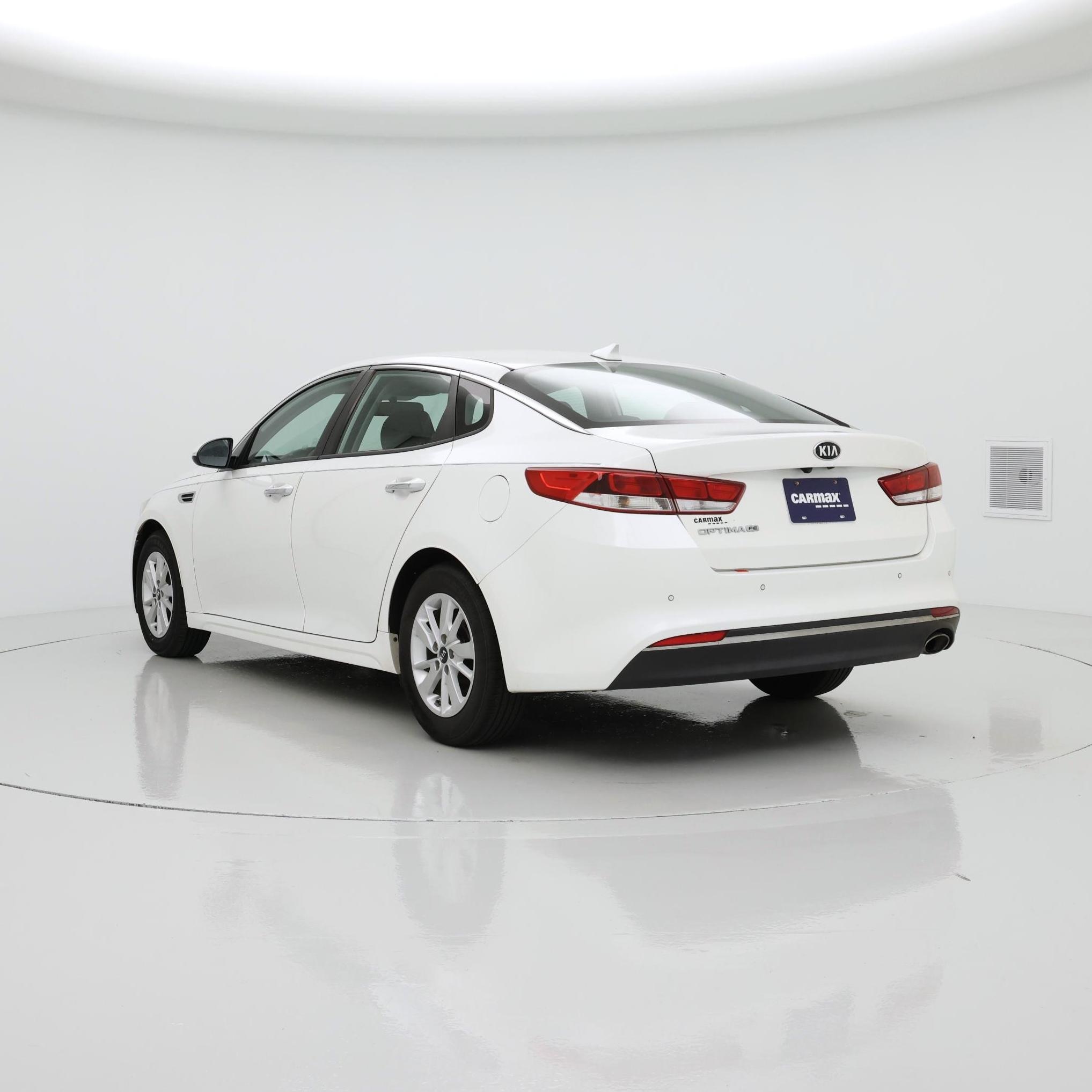 Thumbnail: 2018 Kia Optima - 2