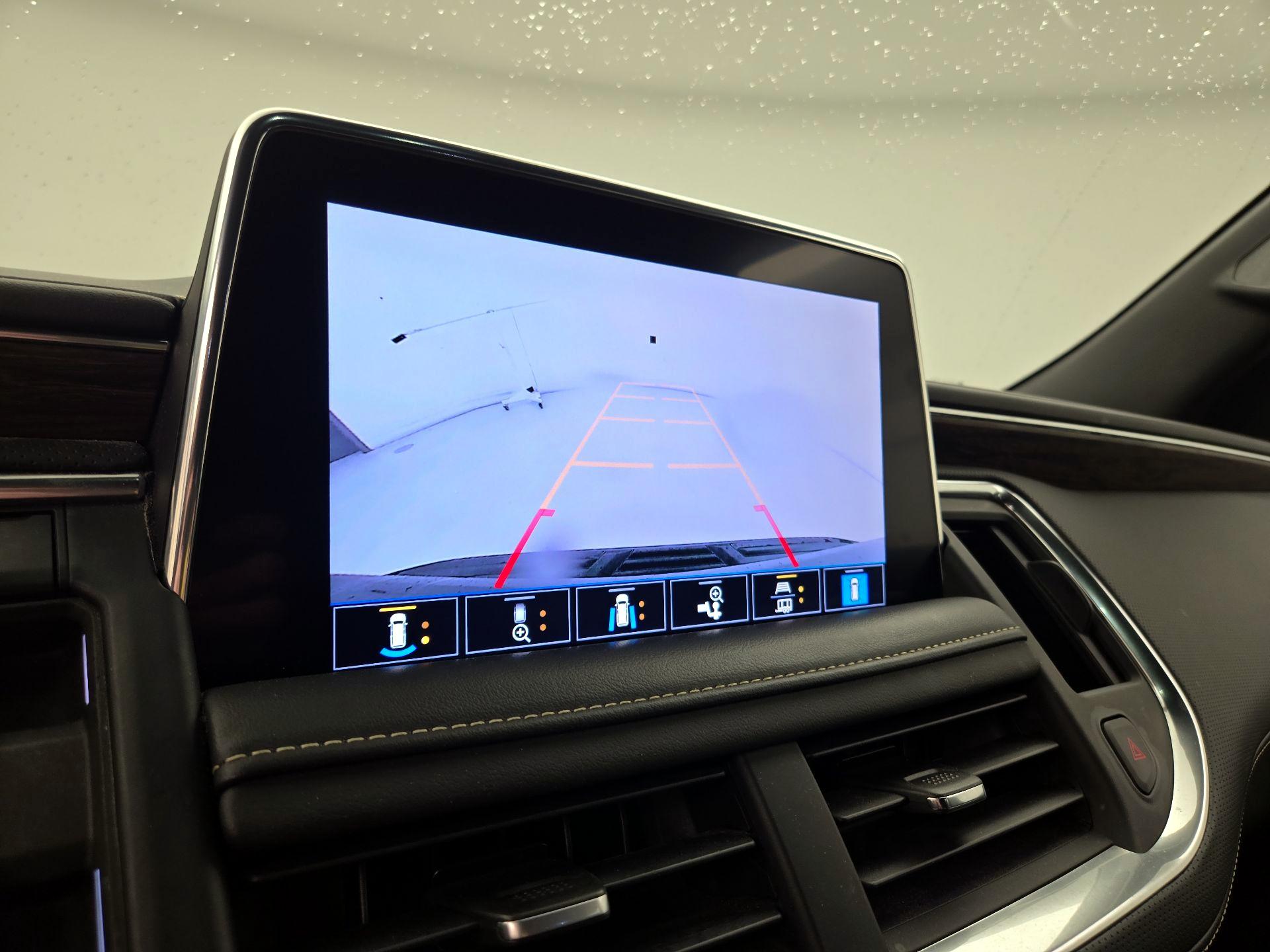 Thumbnail: 2021 Chevrolet Tahoe - 15