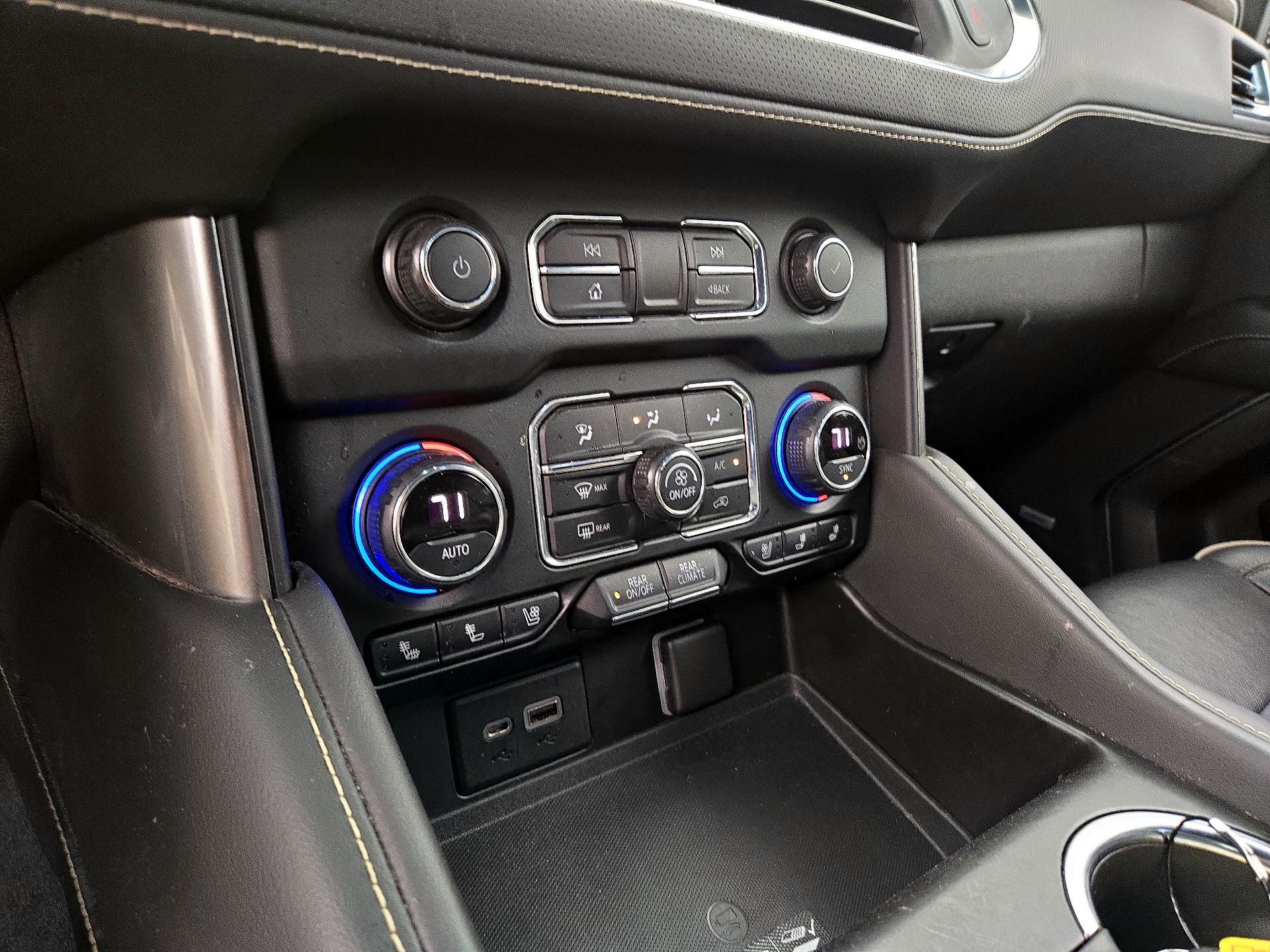 Thumbnail: 2021 Chevrolet Tahoe - 17