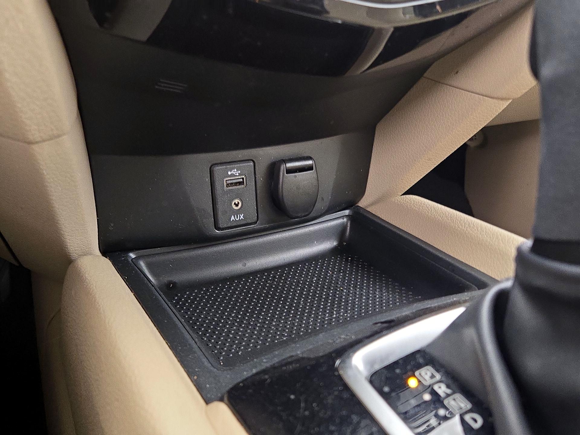 Thumbnail: 2017 Nissan Rogue - 18