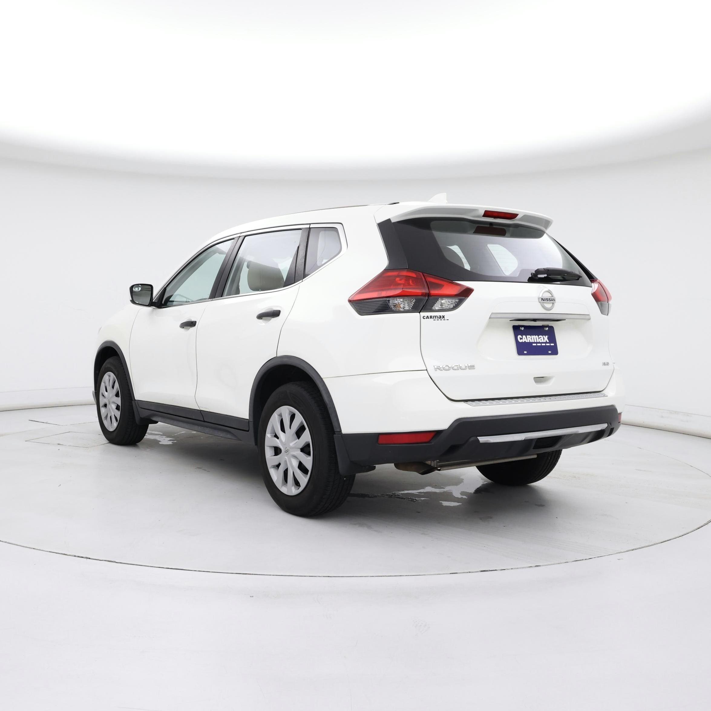 Thumbnail: 2017 Nissan Rogue - 2