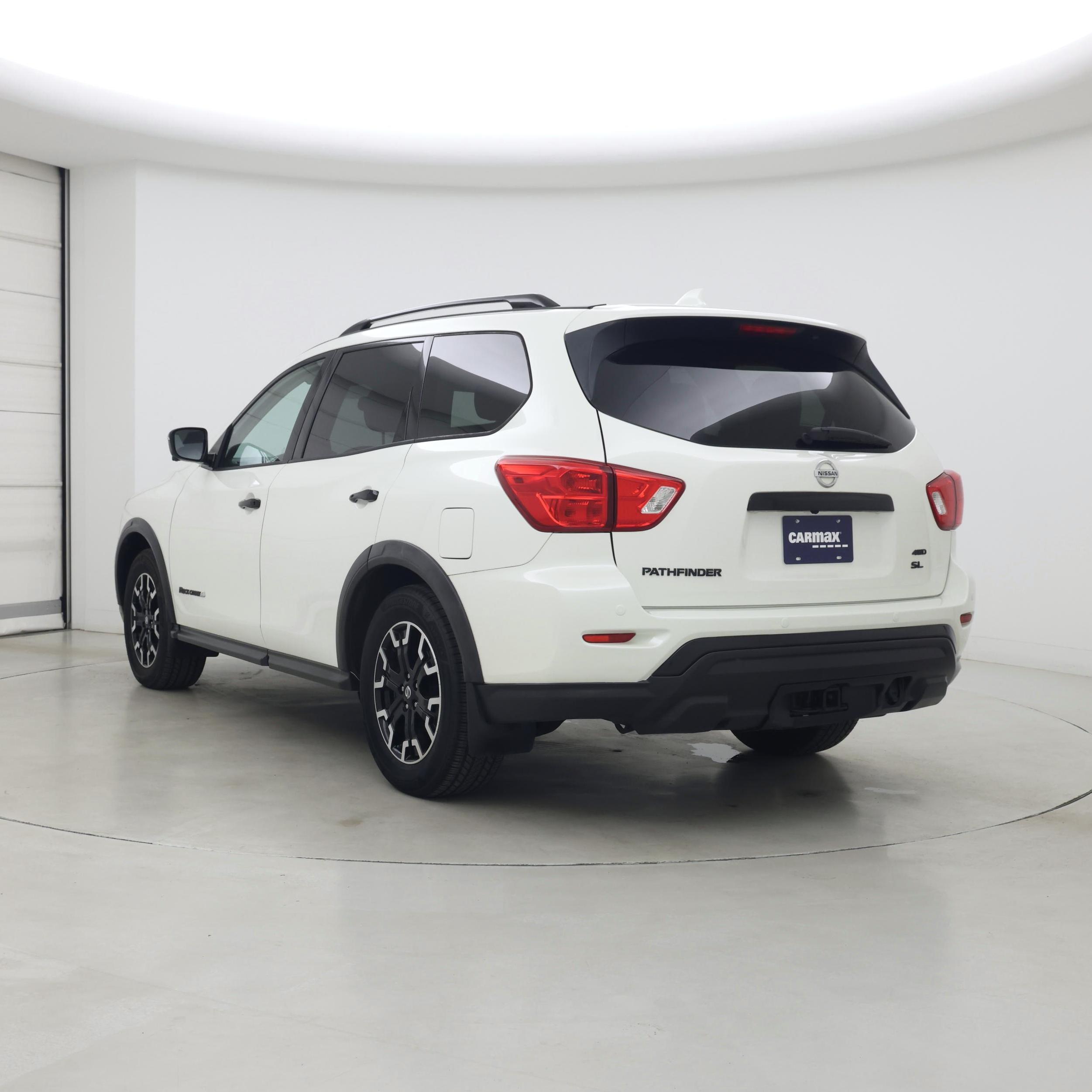 Thumbnail: 2020 Nissan Pathfinder - 2