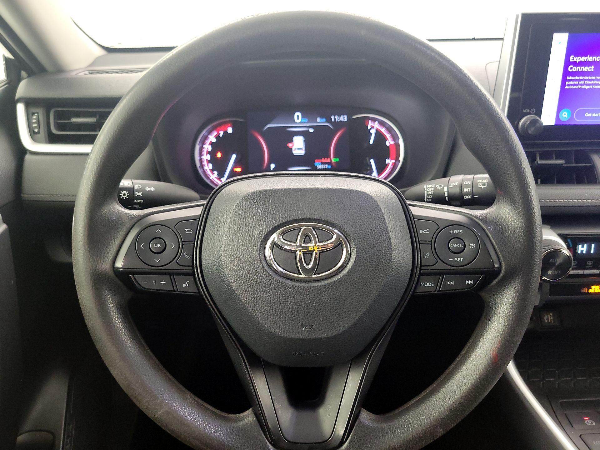 Thumbnail: 2023 Toyota RAV4 - 10