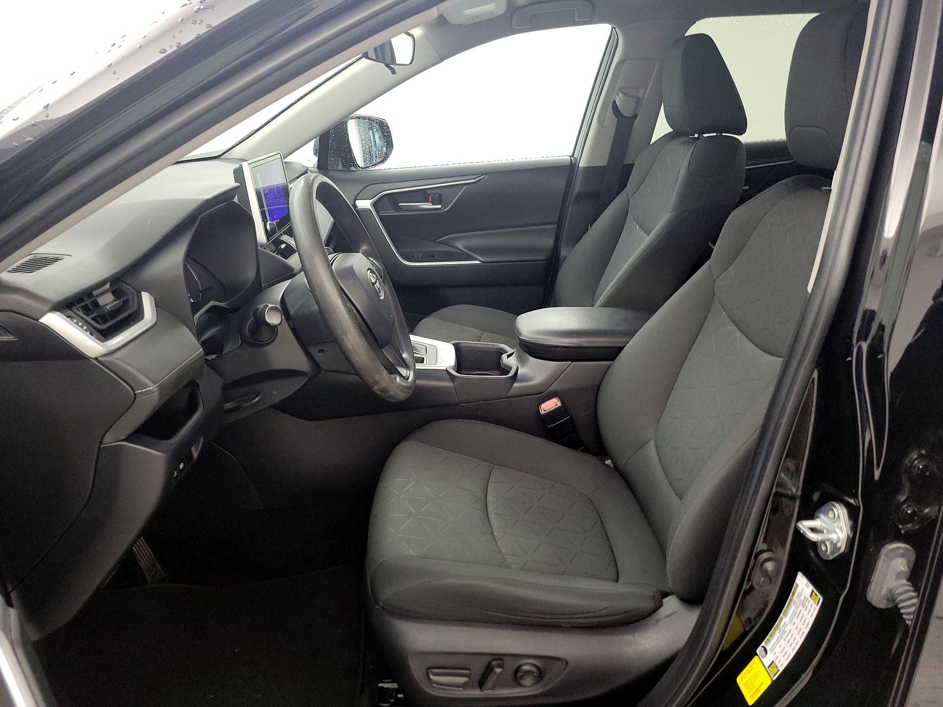 Thumbnail: 2023 Toyota RAV4 - 11