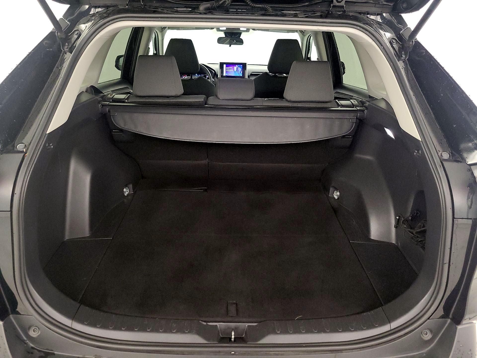 Thumbnail: 2023 Toyota RAV4 - 20