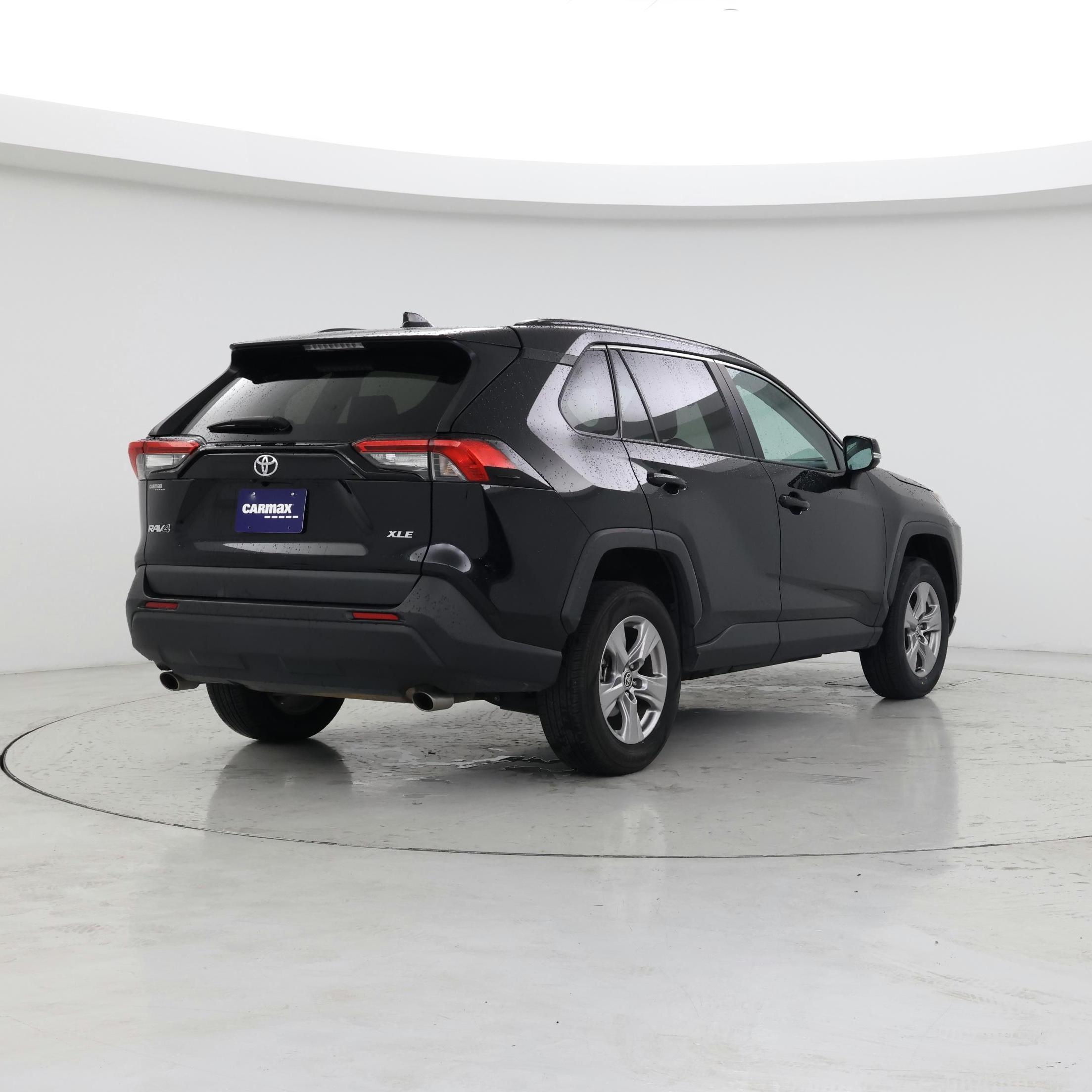 Thumbnail: 2023 Toyota RAV4 - 8