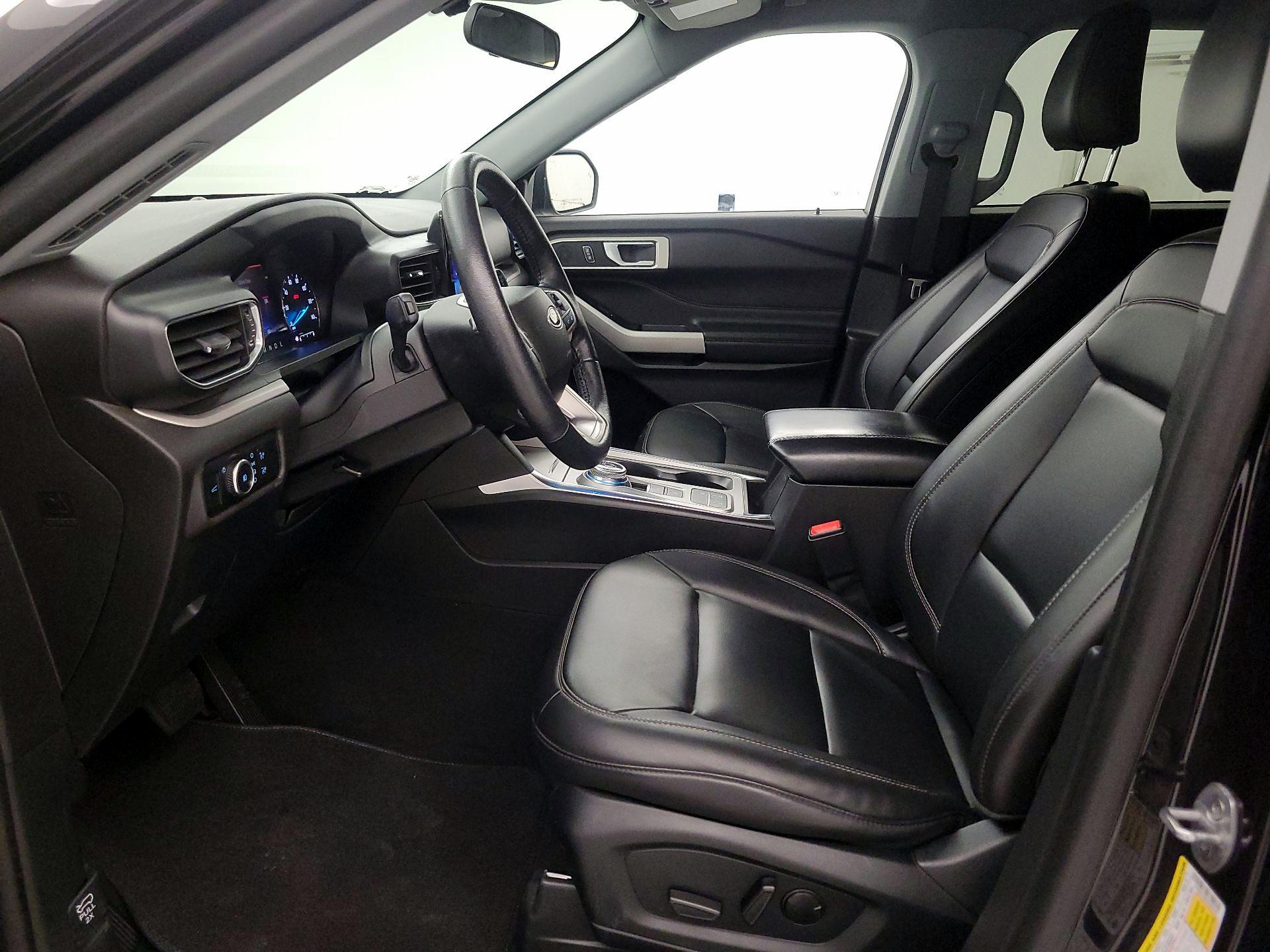 Thumbnail: 2023 Ford Explorer - 11