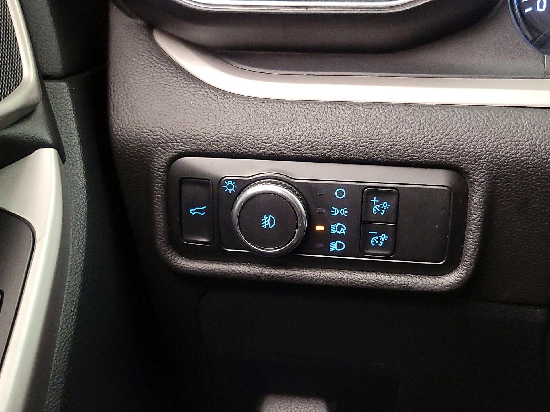 Thumbnail: 2023 Ford Explorer - 13